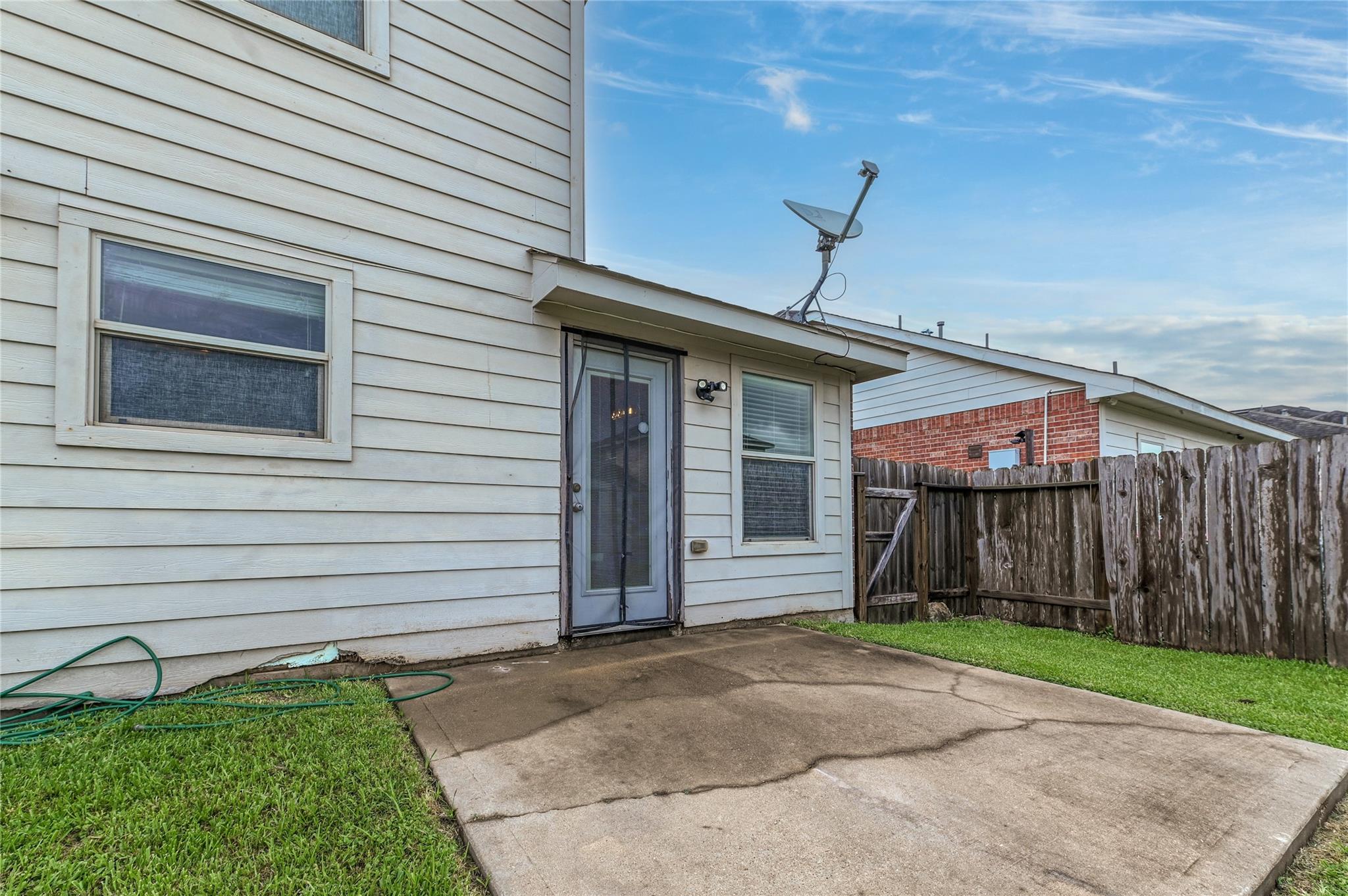 1927 Vermillion View Street