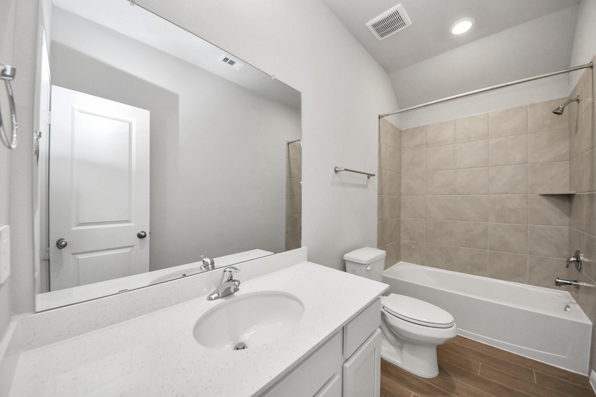 19576 Stripe Hill Bend