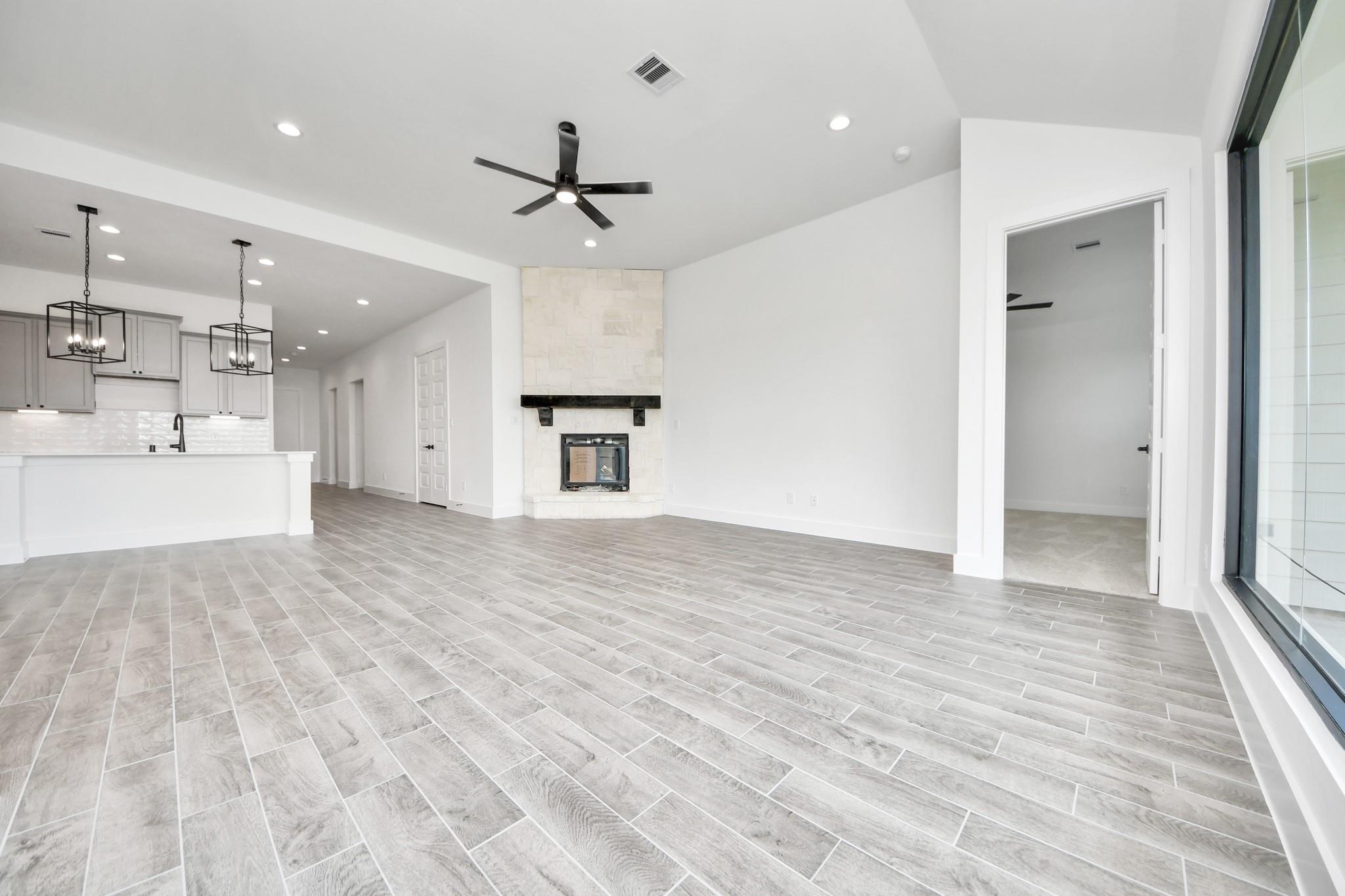 6202 Vista View Lane