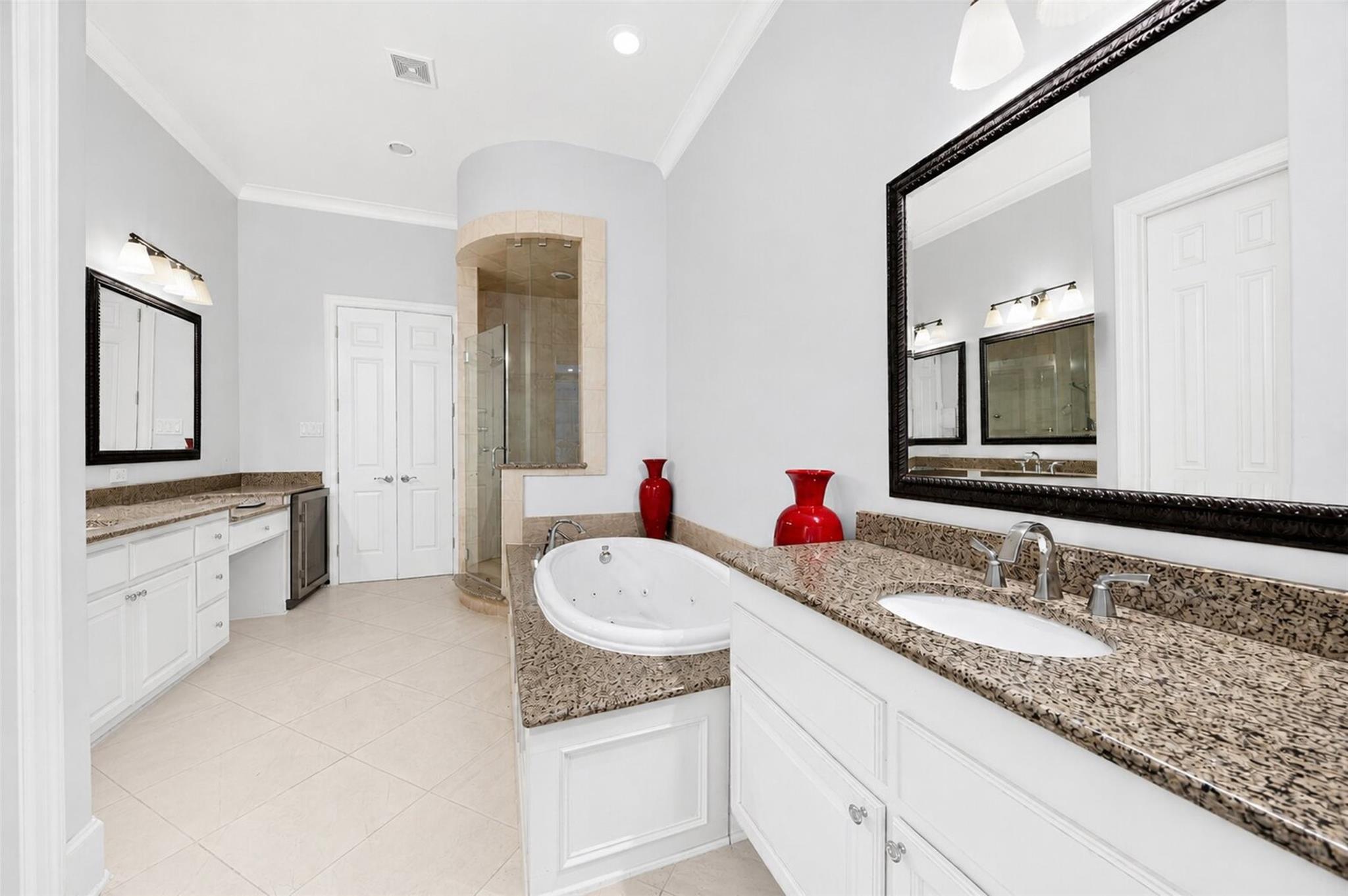 843 Rosastone Trail