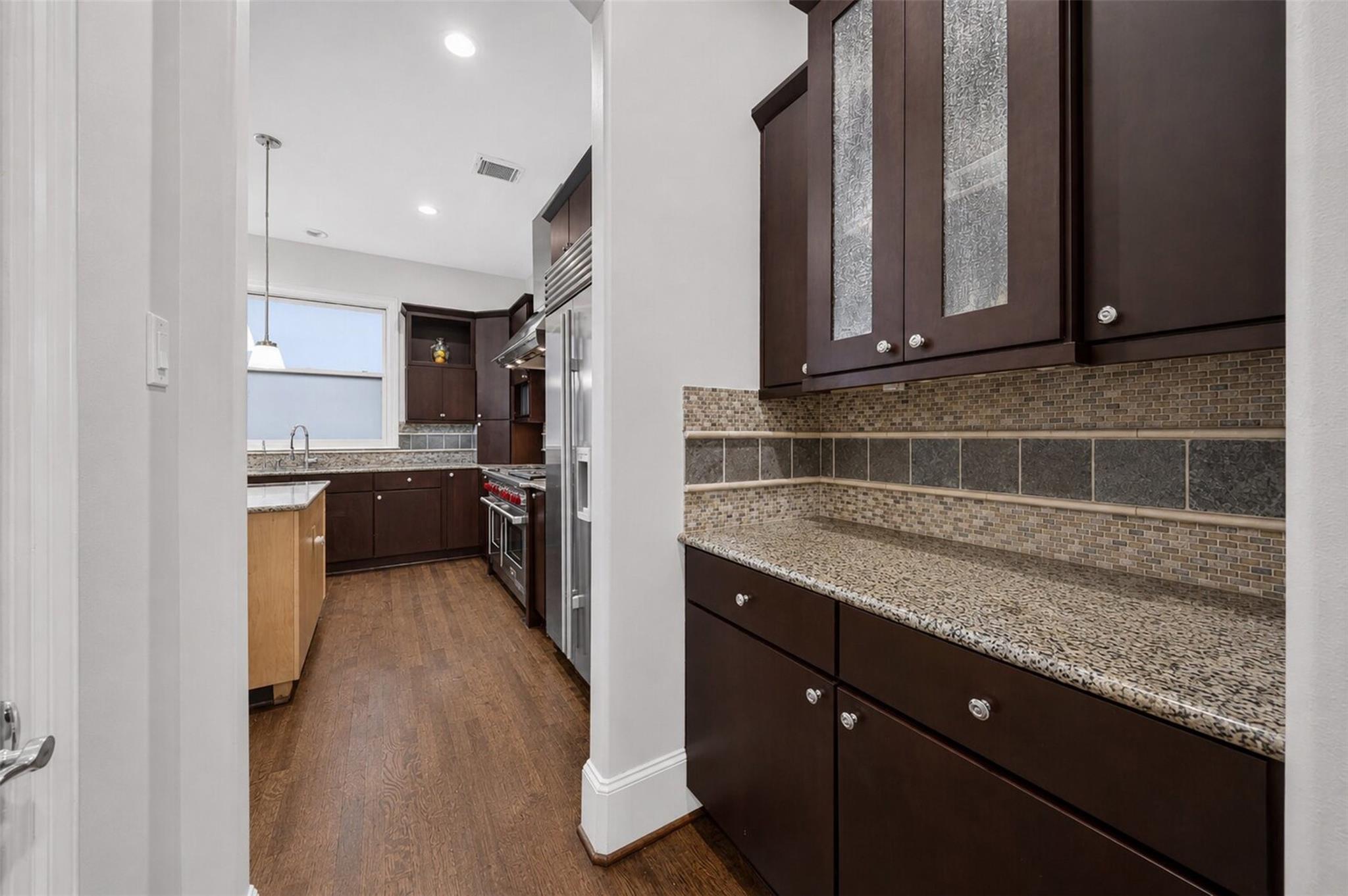 843 Rosastone Trail