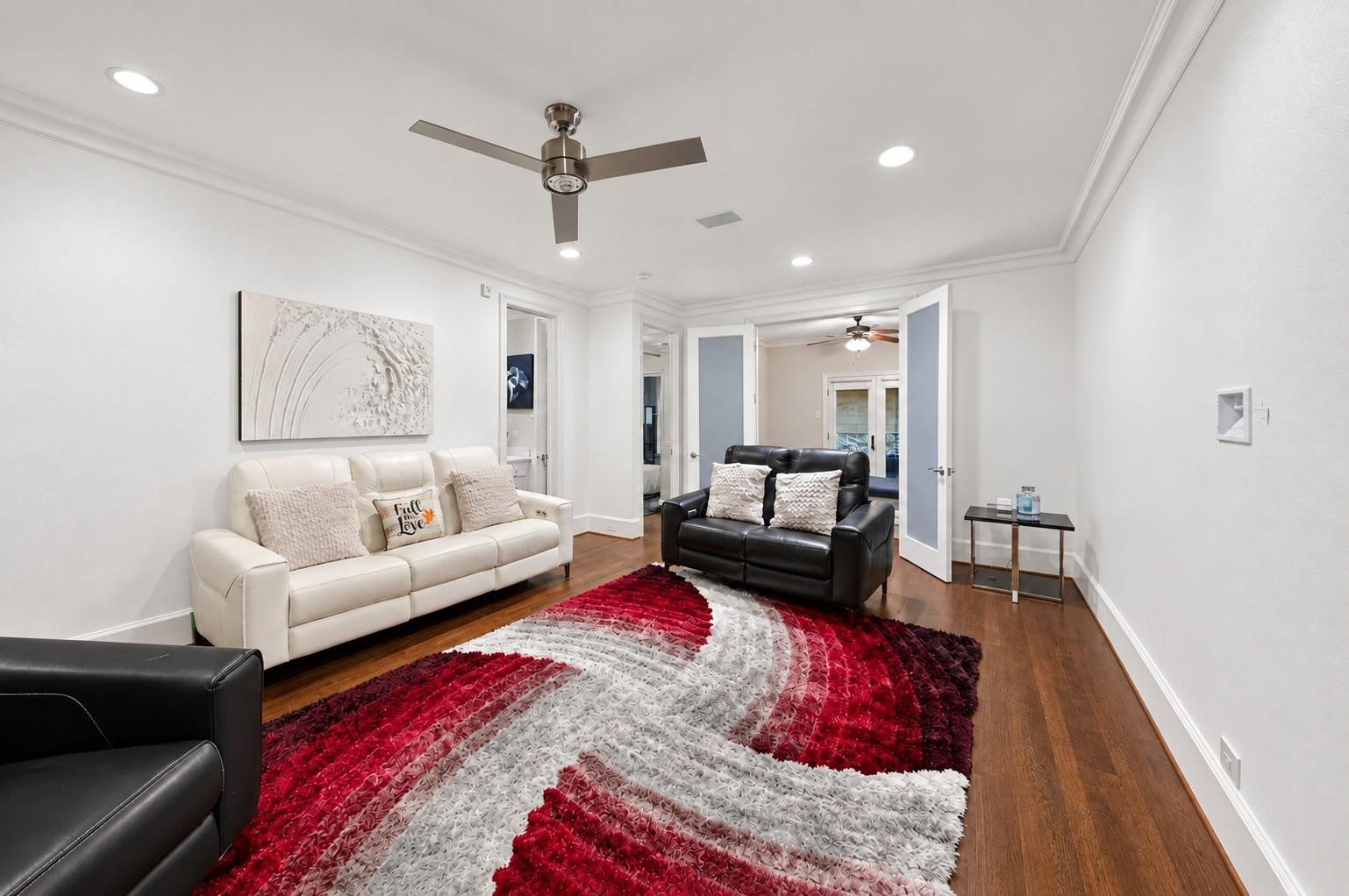 843 Rosastone Trail