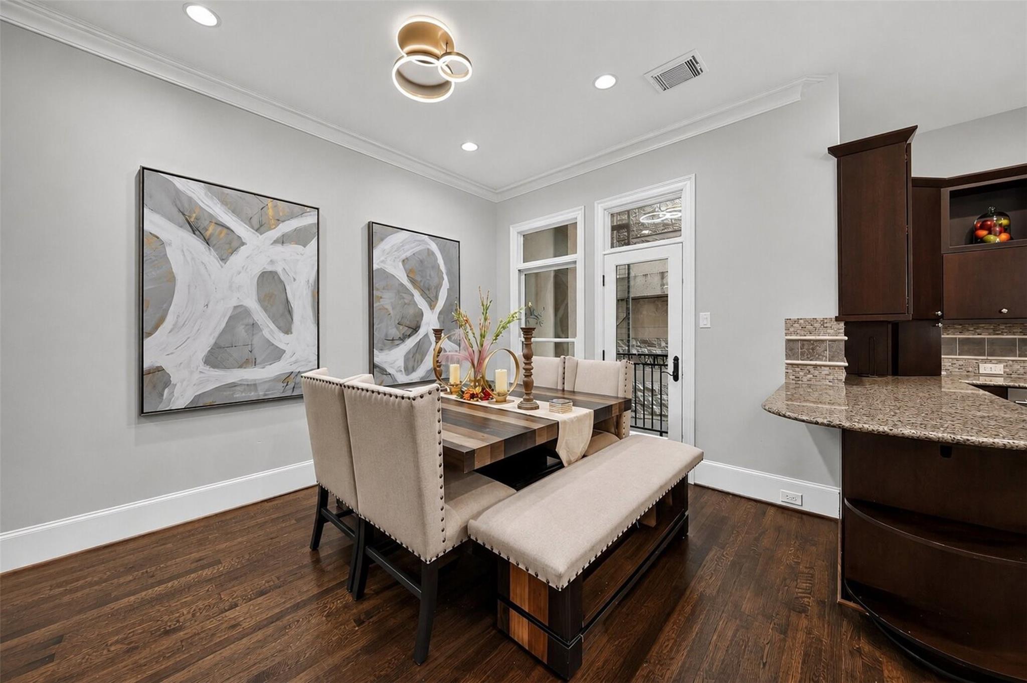 843 Rosastone Trail