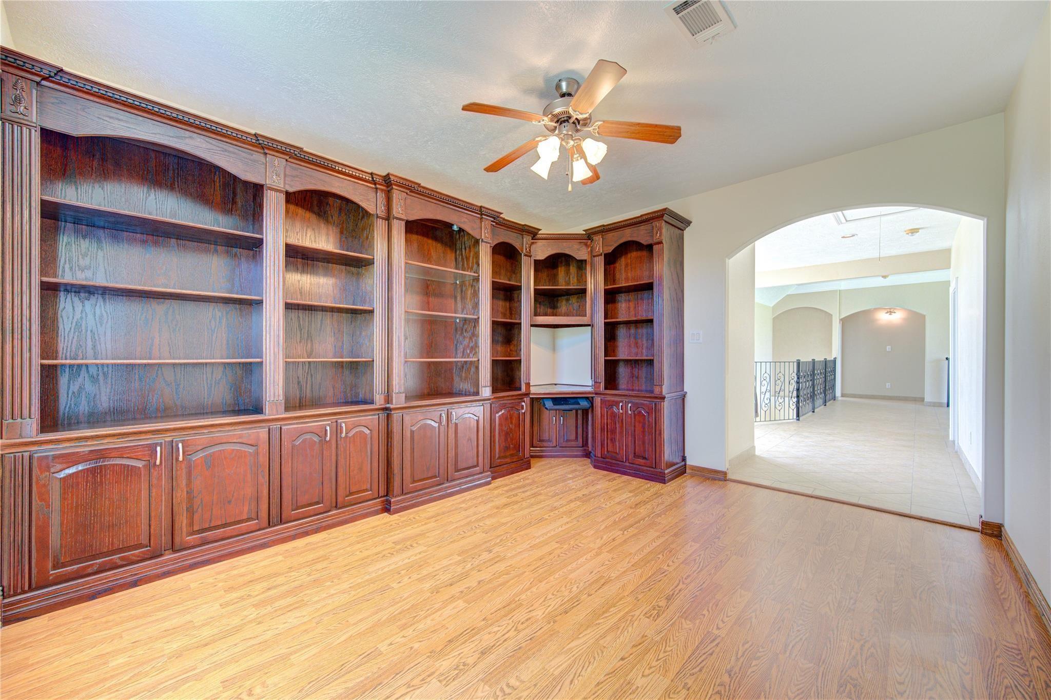 1321 E Archer Road
