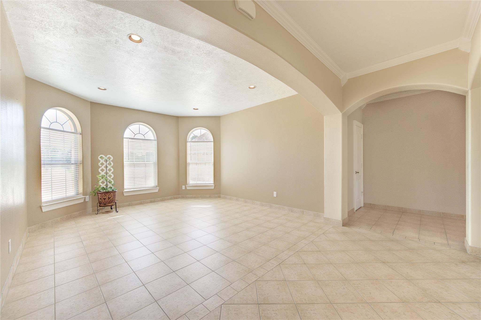 1321 E Archer Road