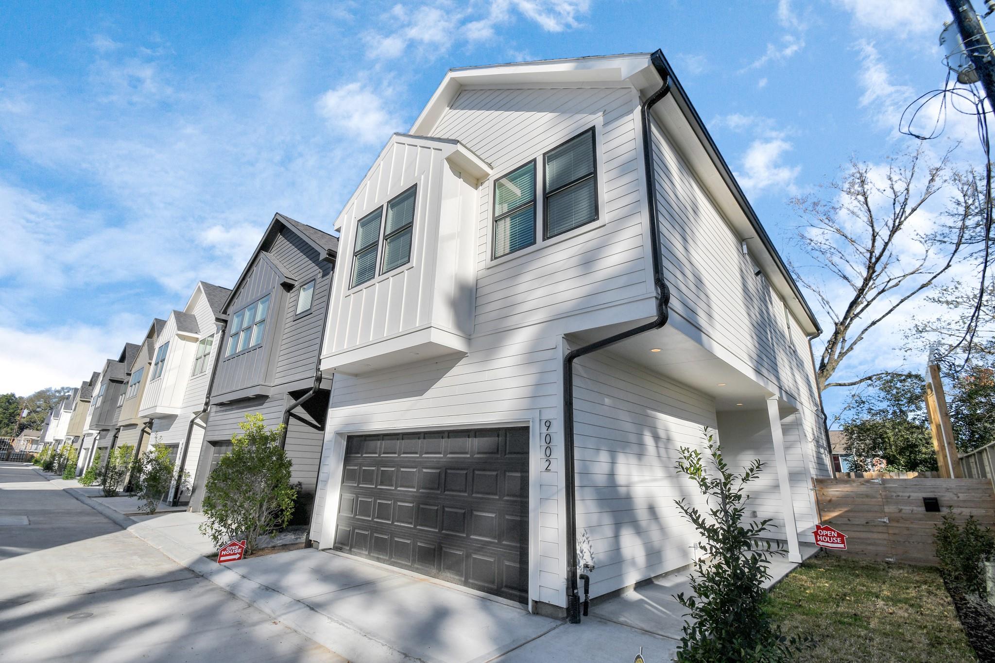 9018 Laverne Laurel Lane