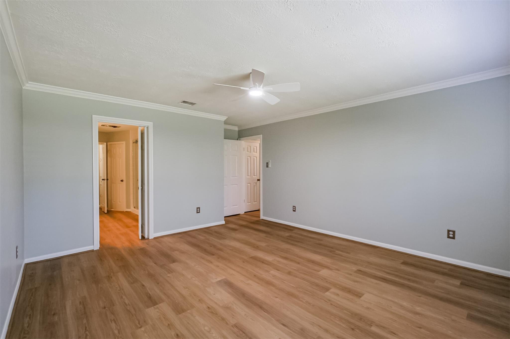 1715 Woodland Park Drive