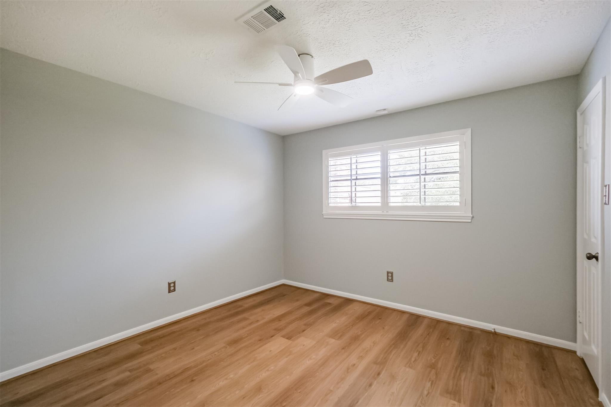 1715 Woodland Park Drive