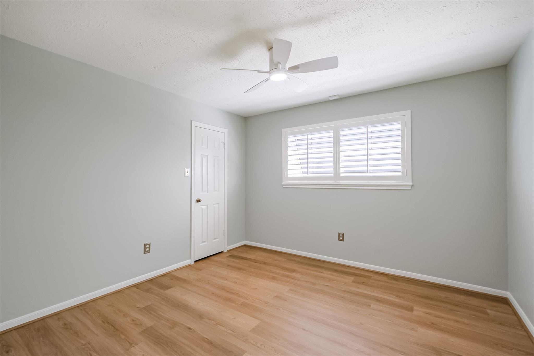 1715 Woodland Park Drive