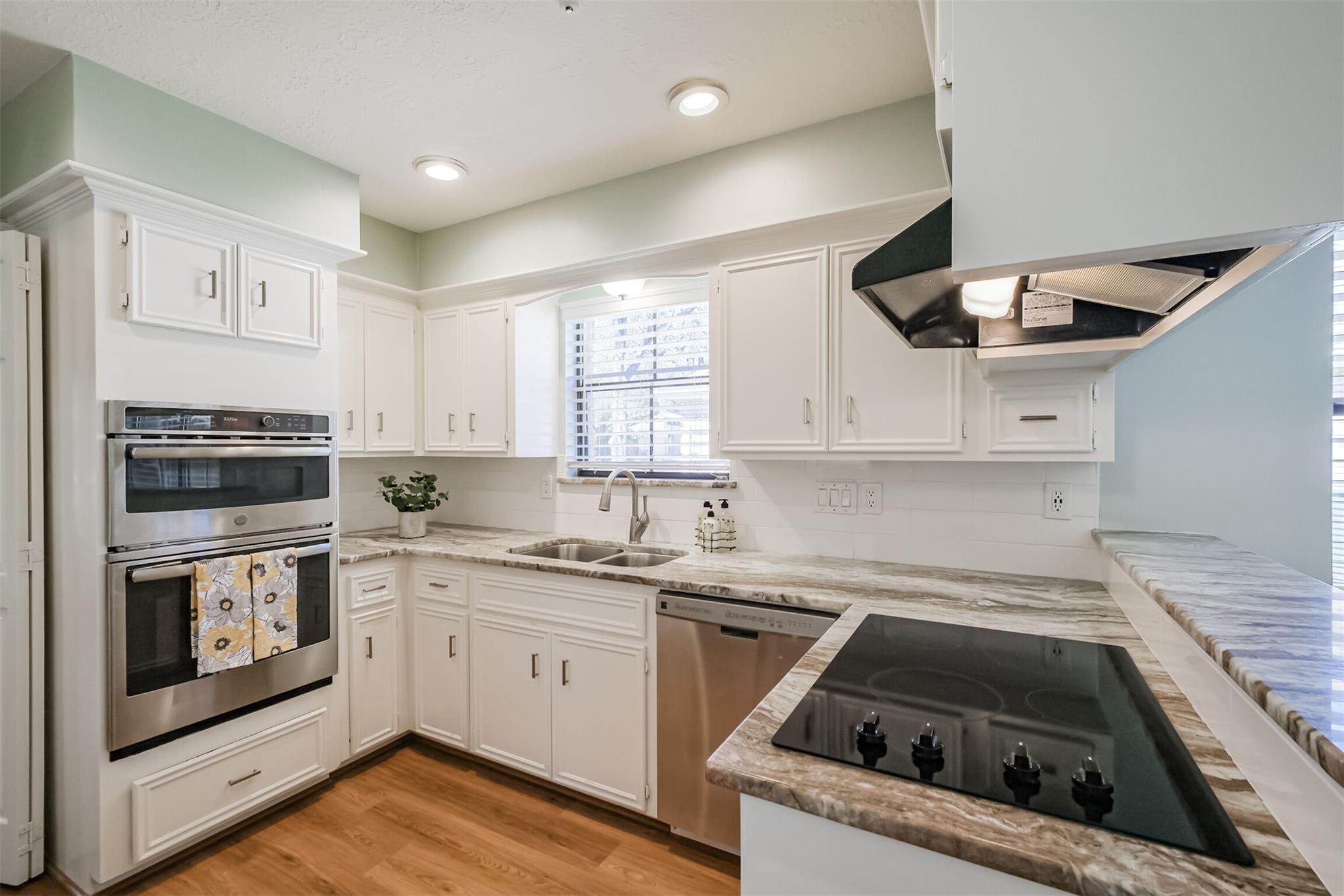 1715 Woodland Park Drive