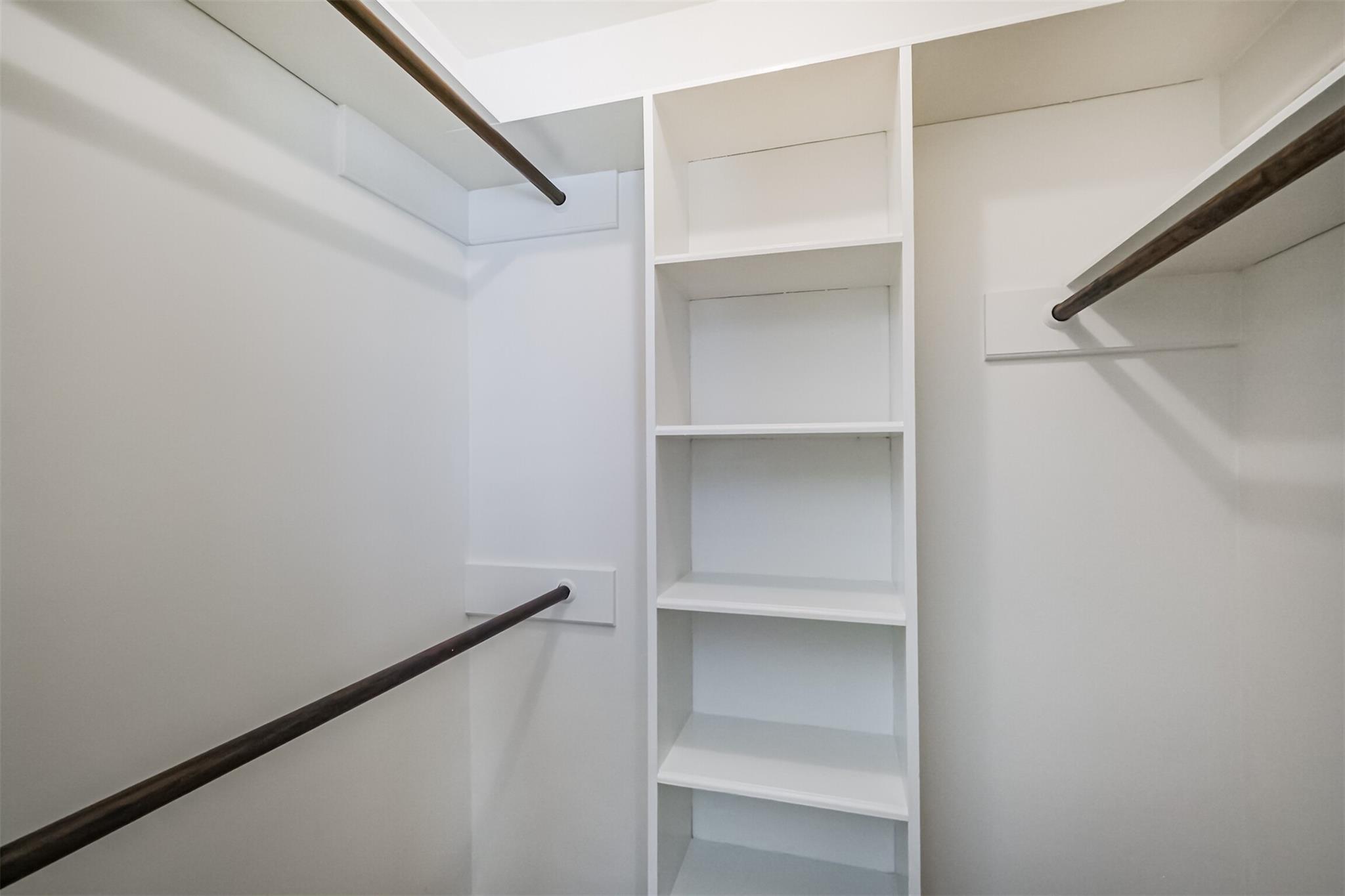 1715 Woodland Park Drive