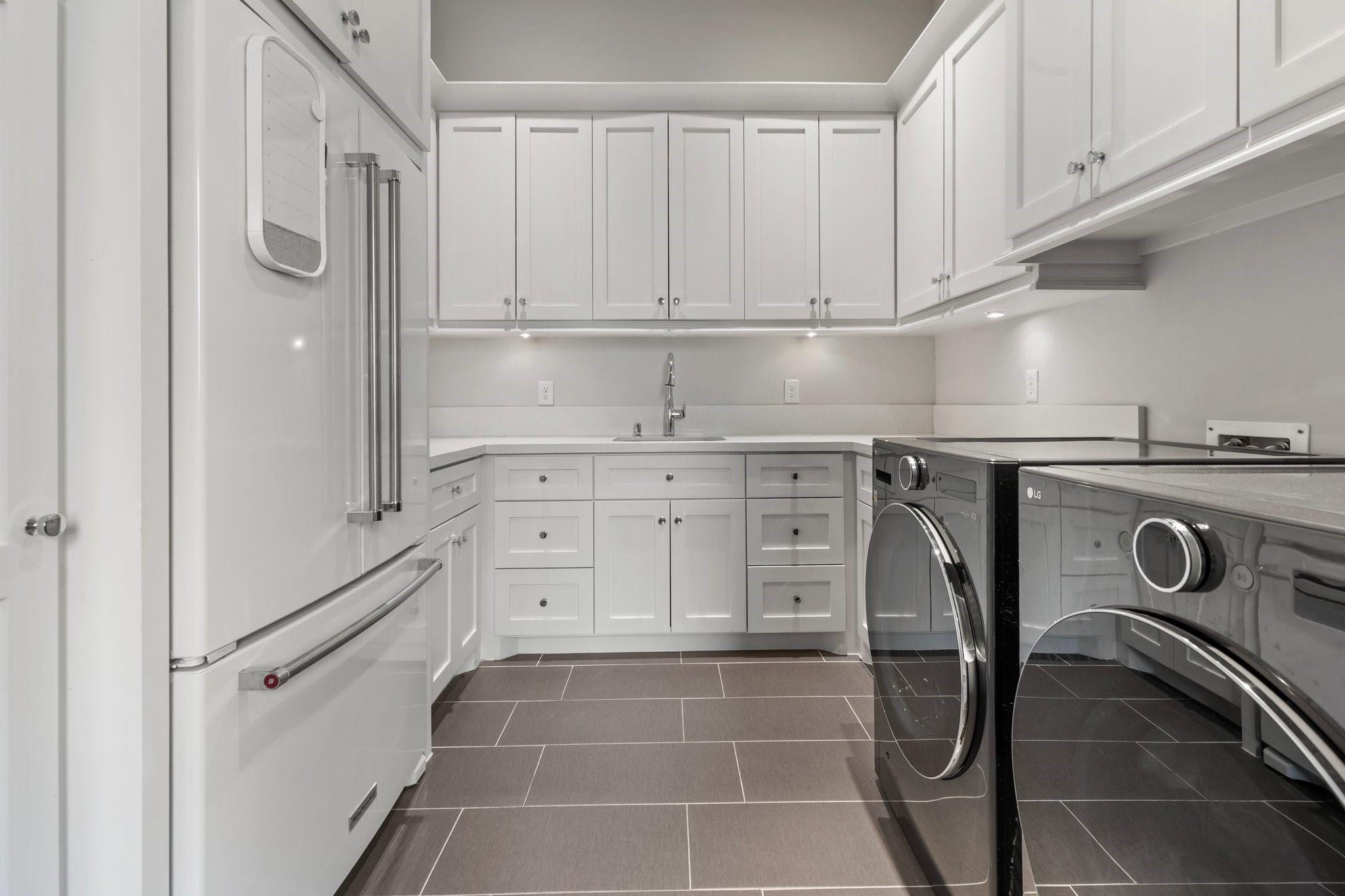 23314 Vista De Tres Lagos Drive