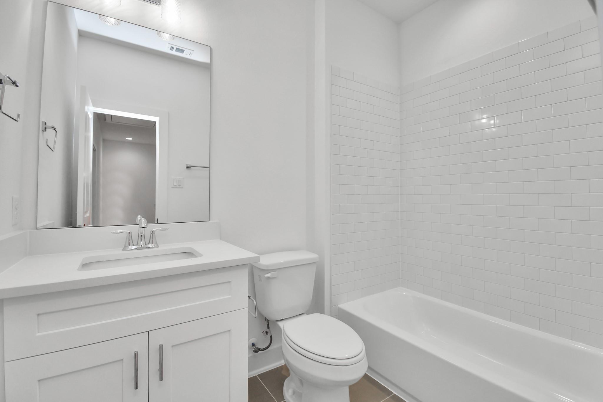 9020 Laverne Laurel Lane