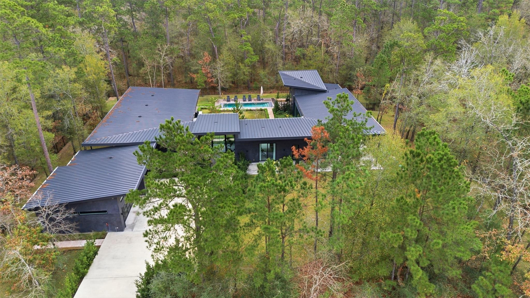 12033 Oak Forest Lane