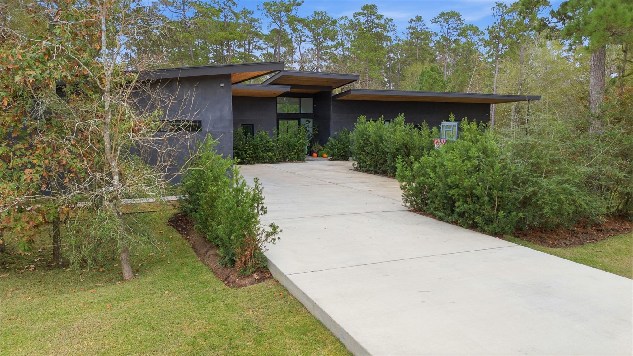 12033 Oak Forest Lane