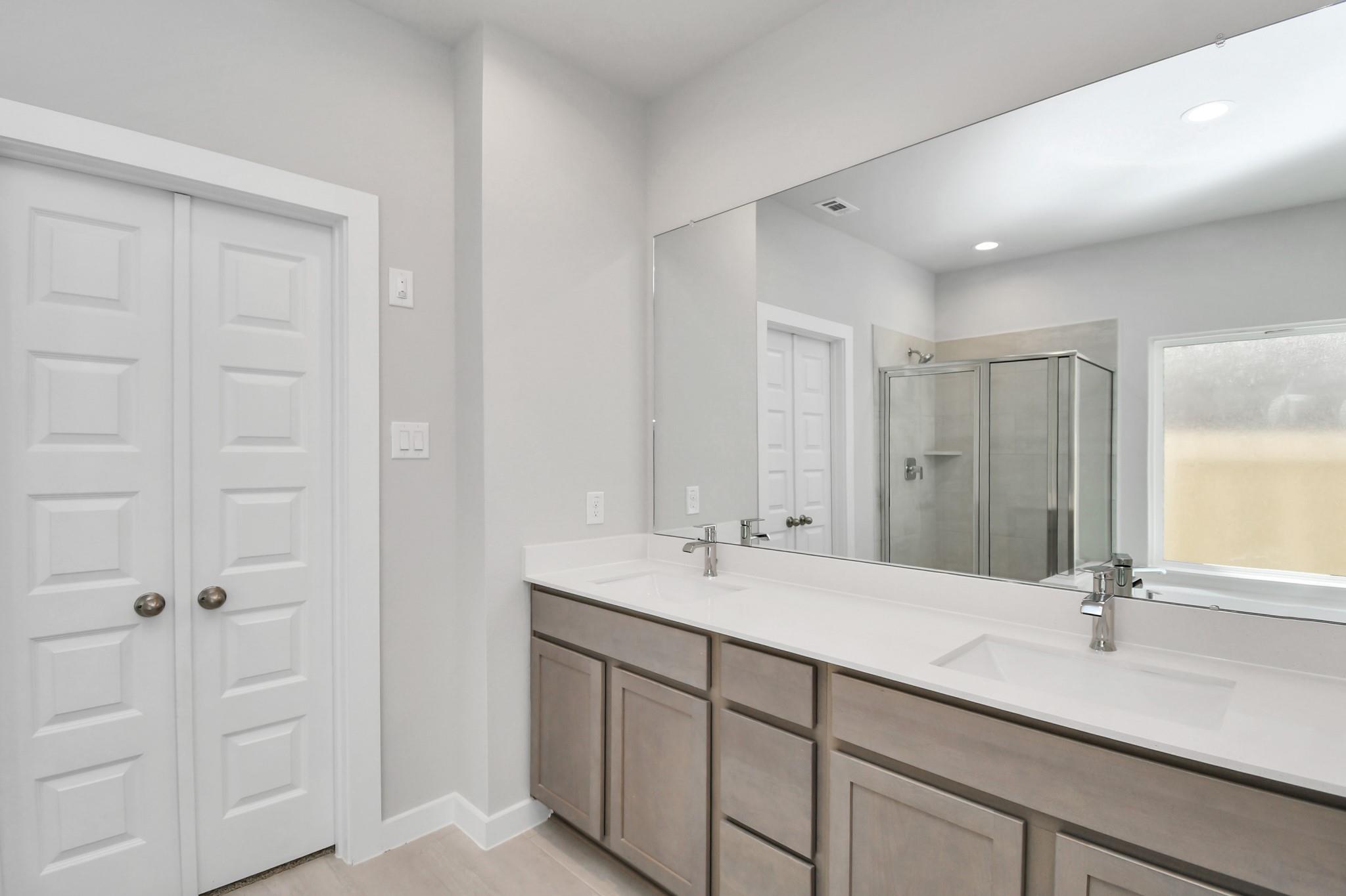 14806 Diamond Dove Lane