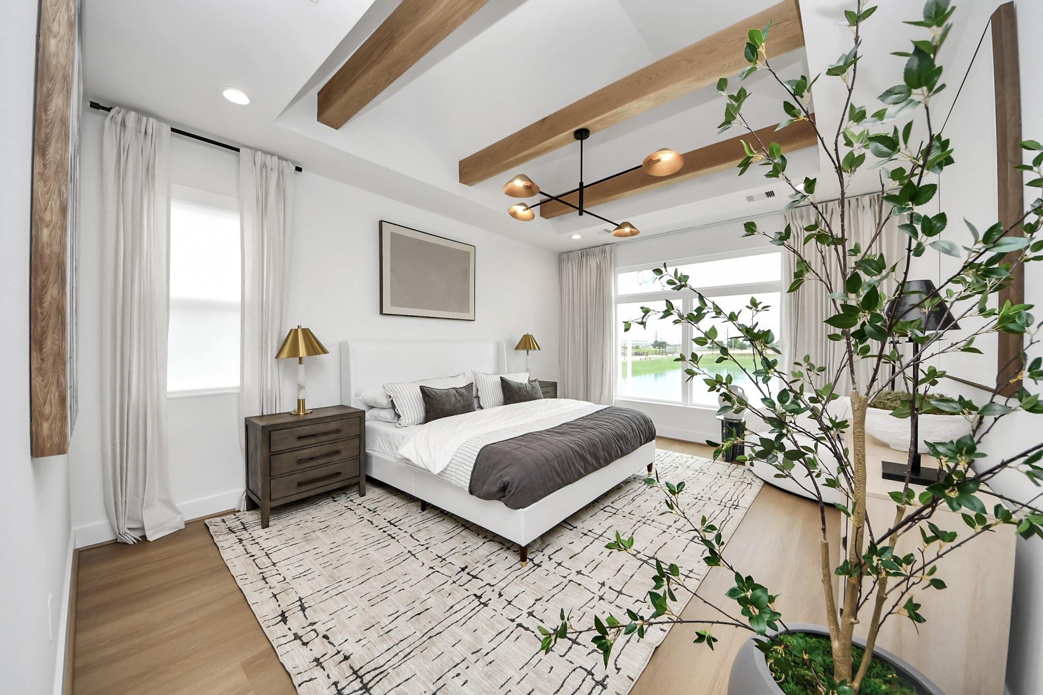 9137 La Pau Lane