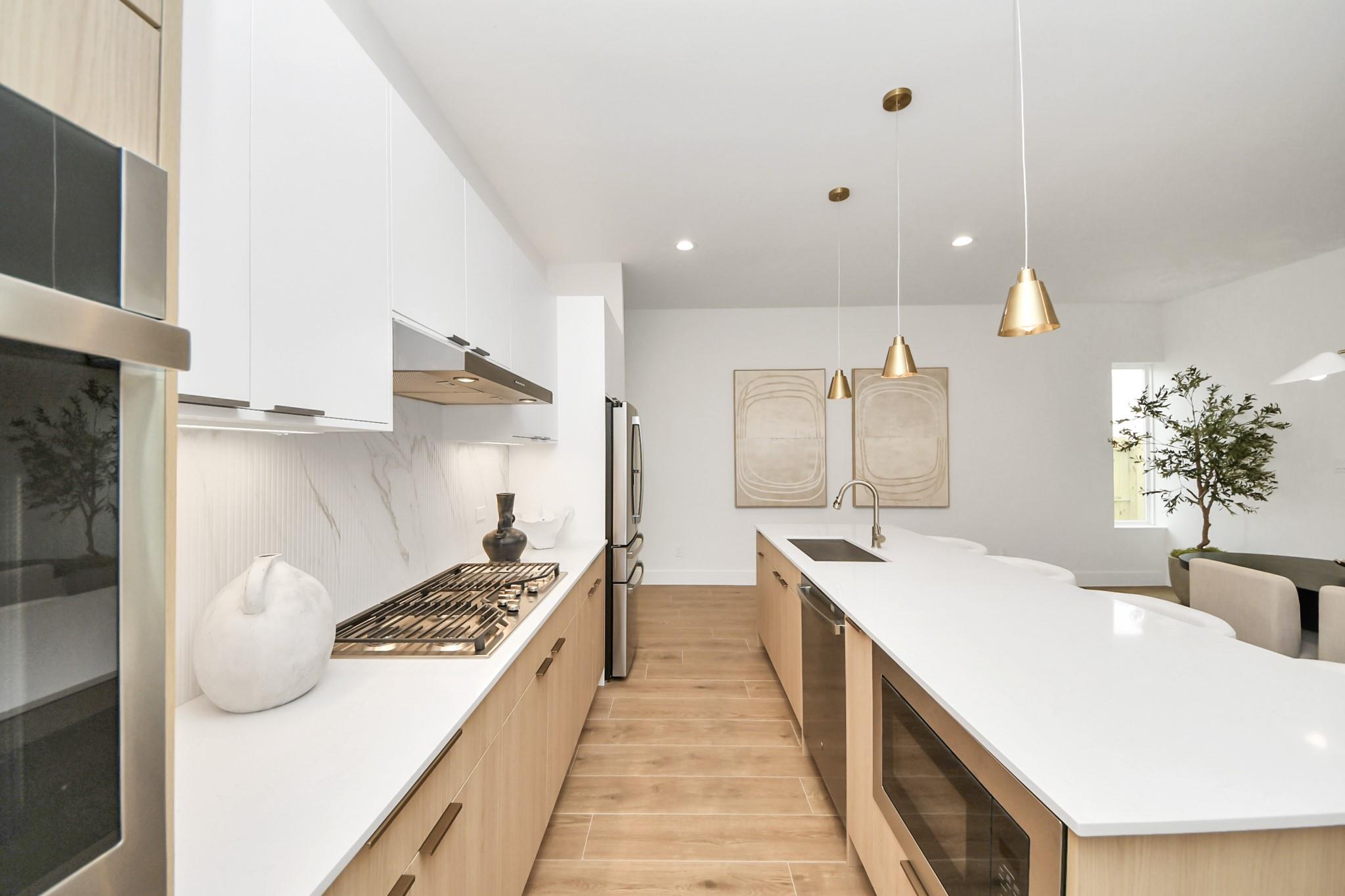 9137 La Pau Lane