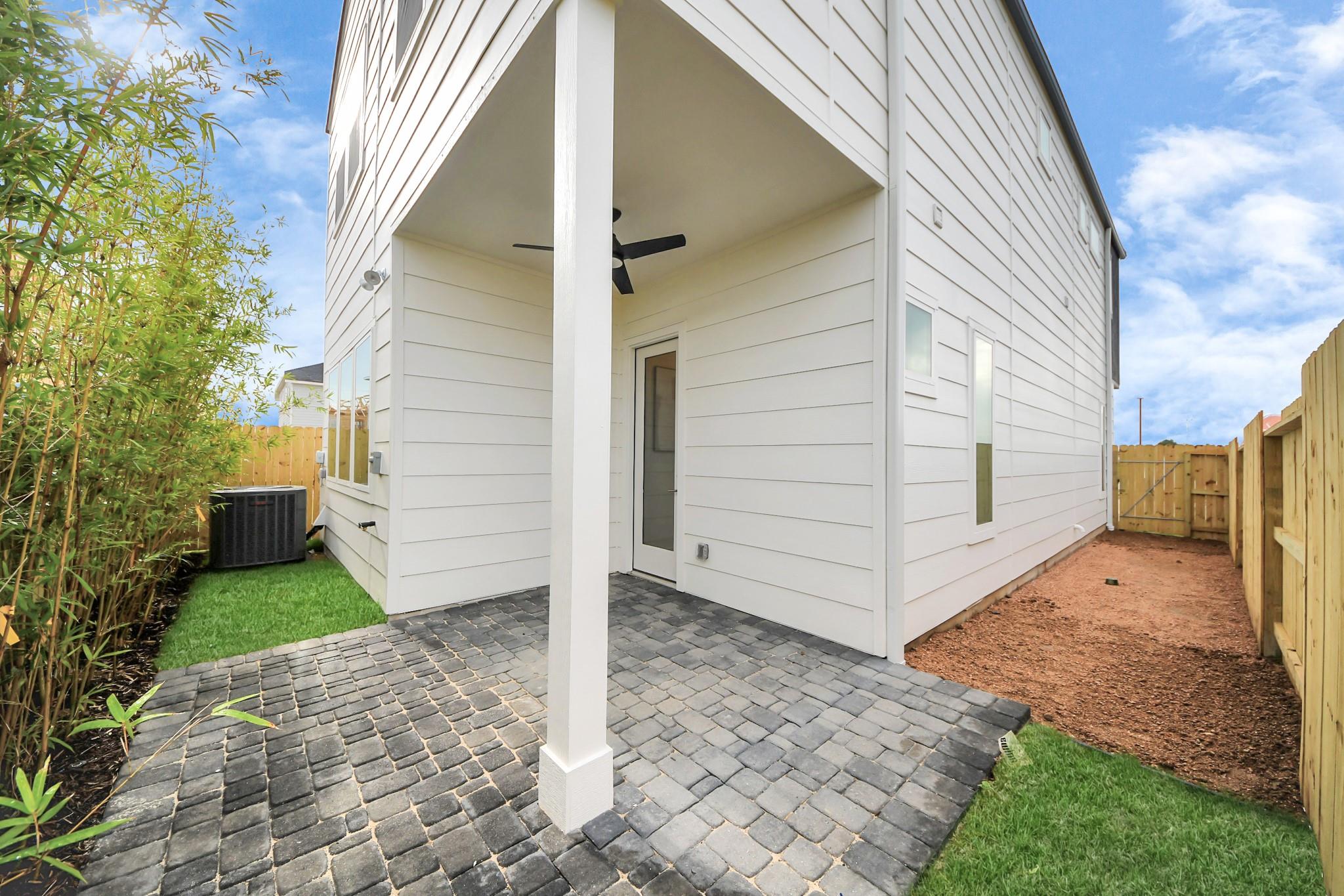 9137 La Pau Lane