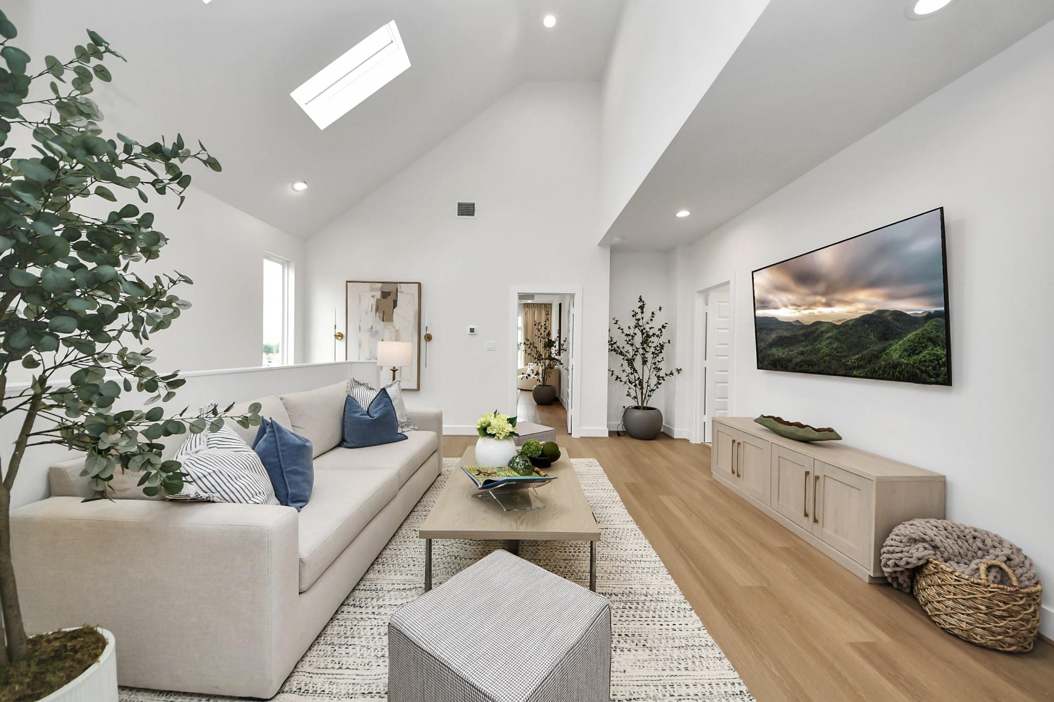 9137 La Pau Lane