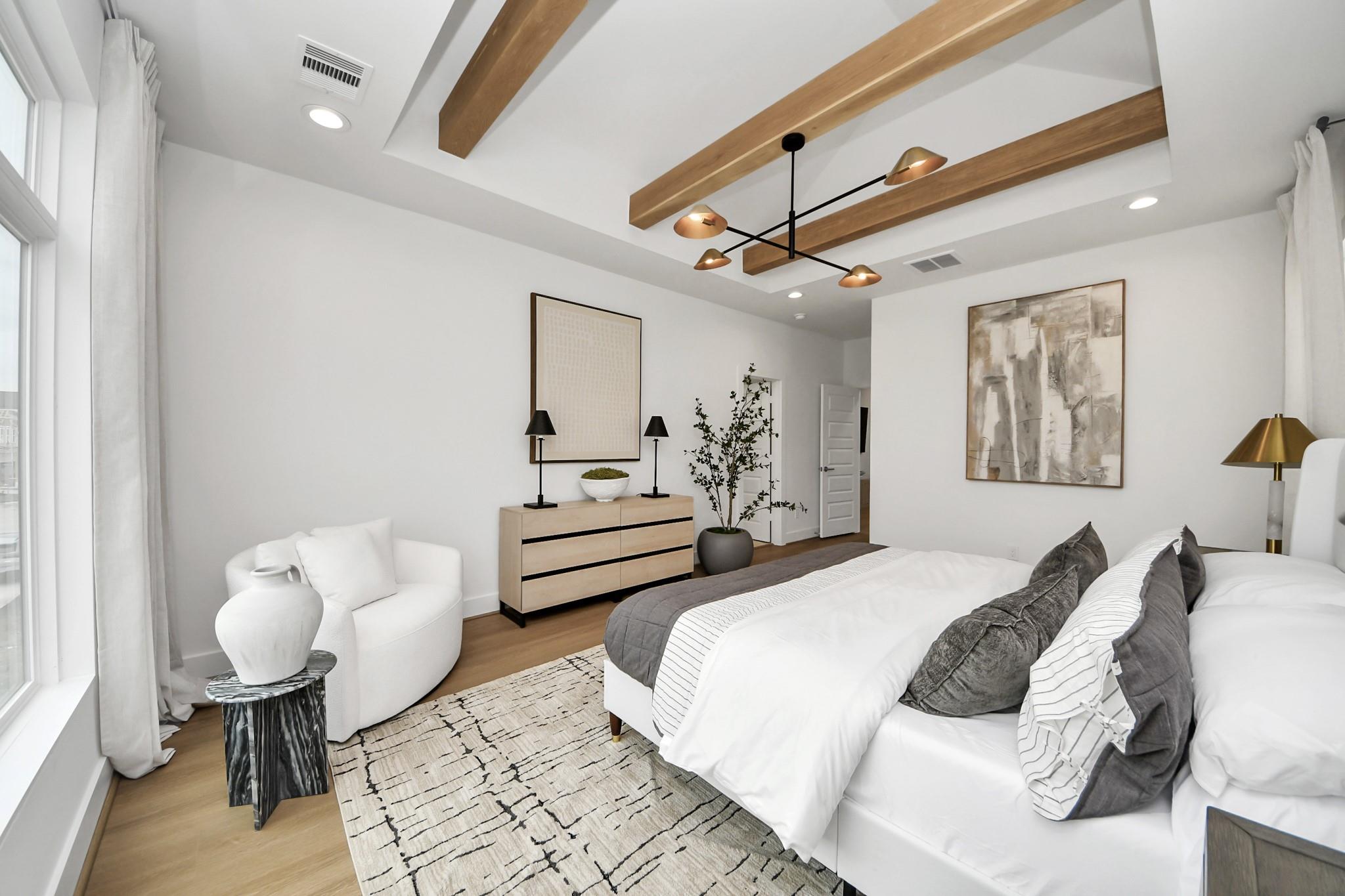 9137 La Pau Lane