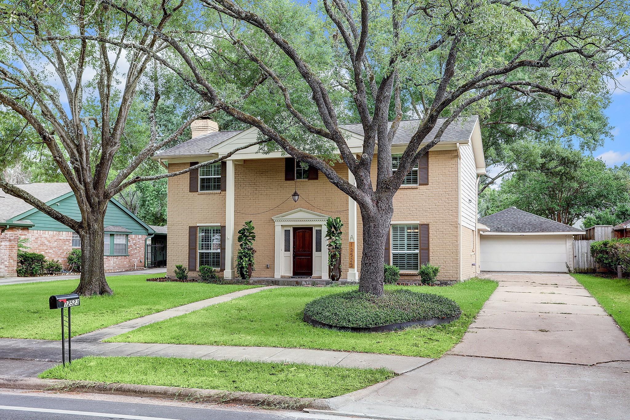 12523 Briar Forest Drive