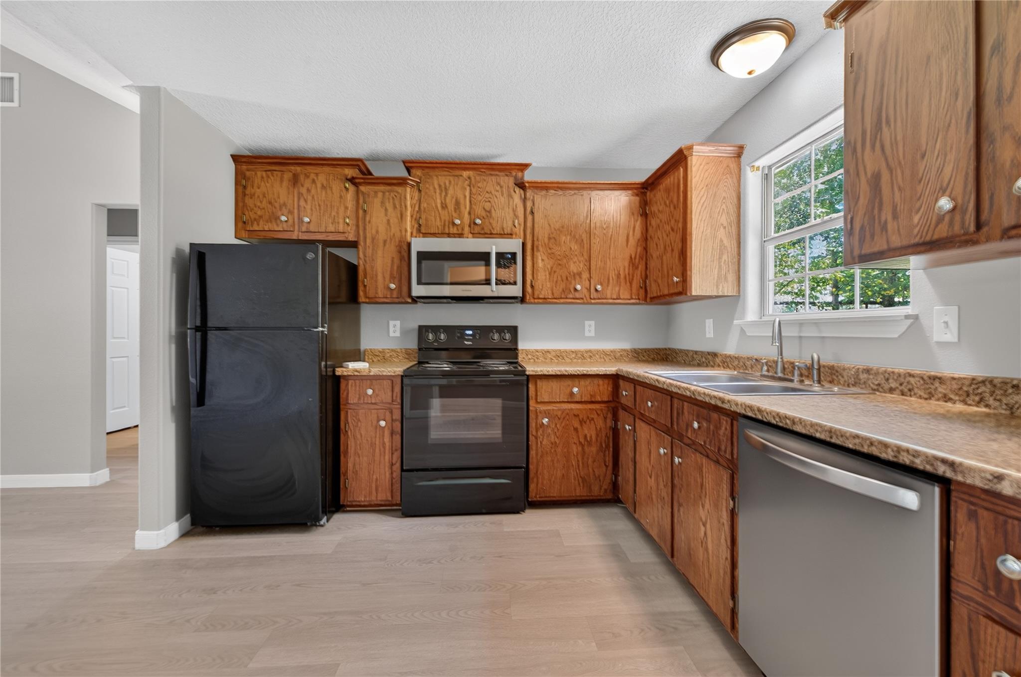 5440 Highline Drive