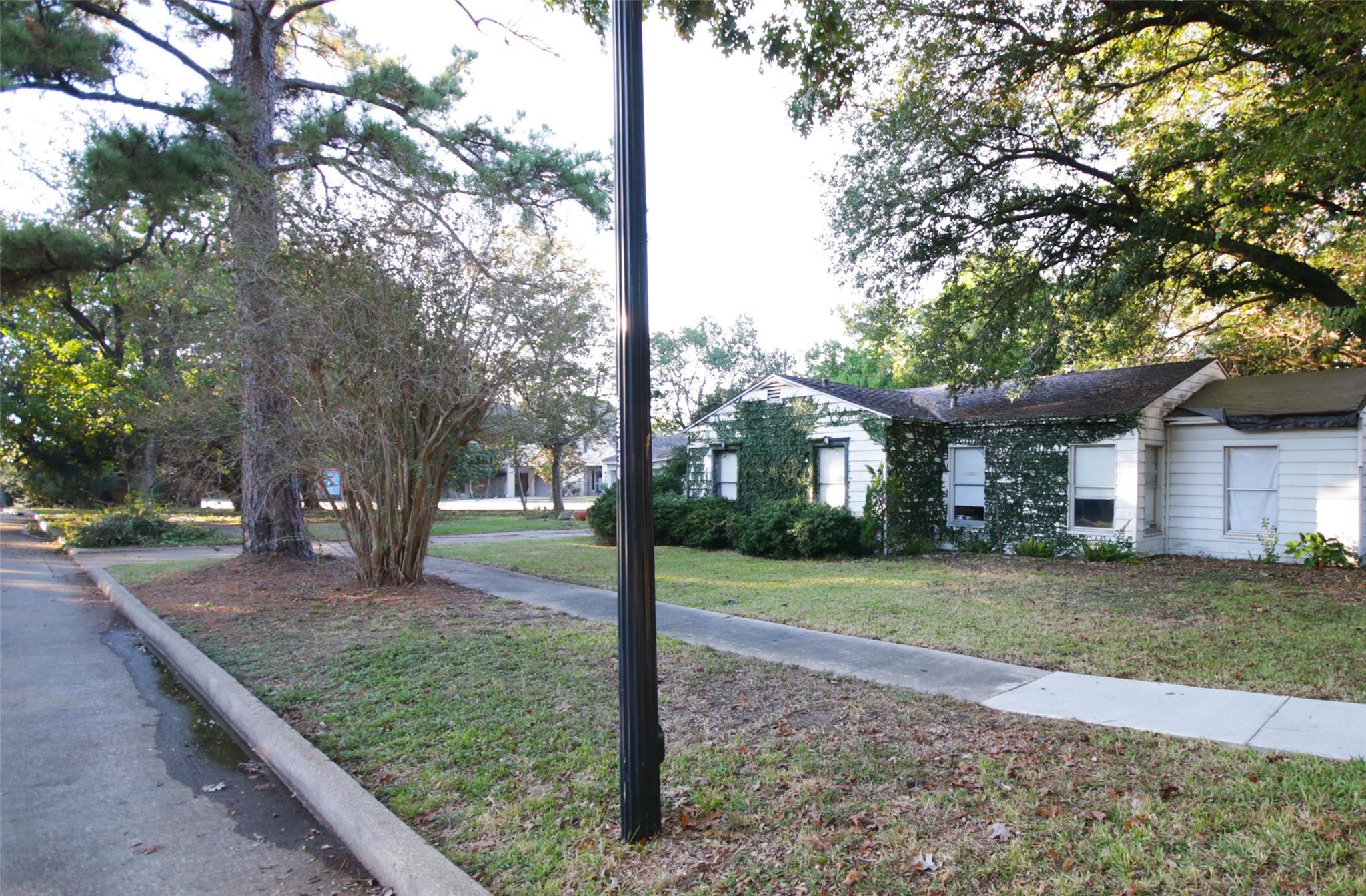 4210 Coleridge Street