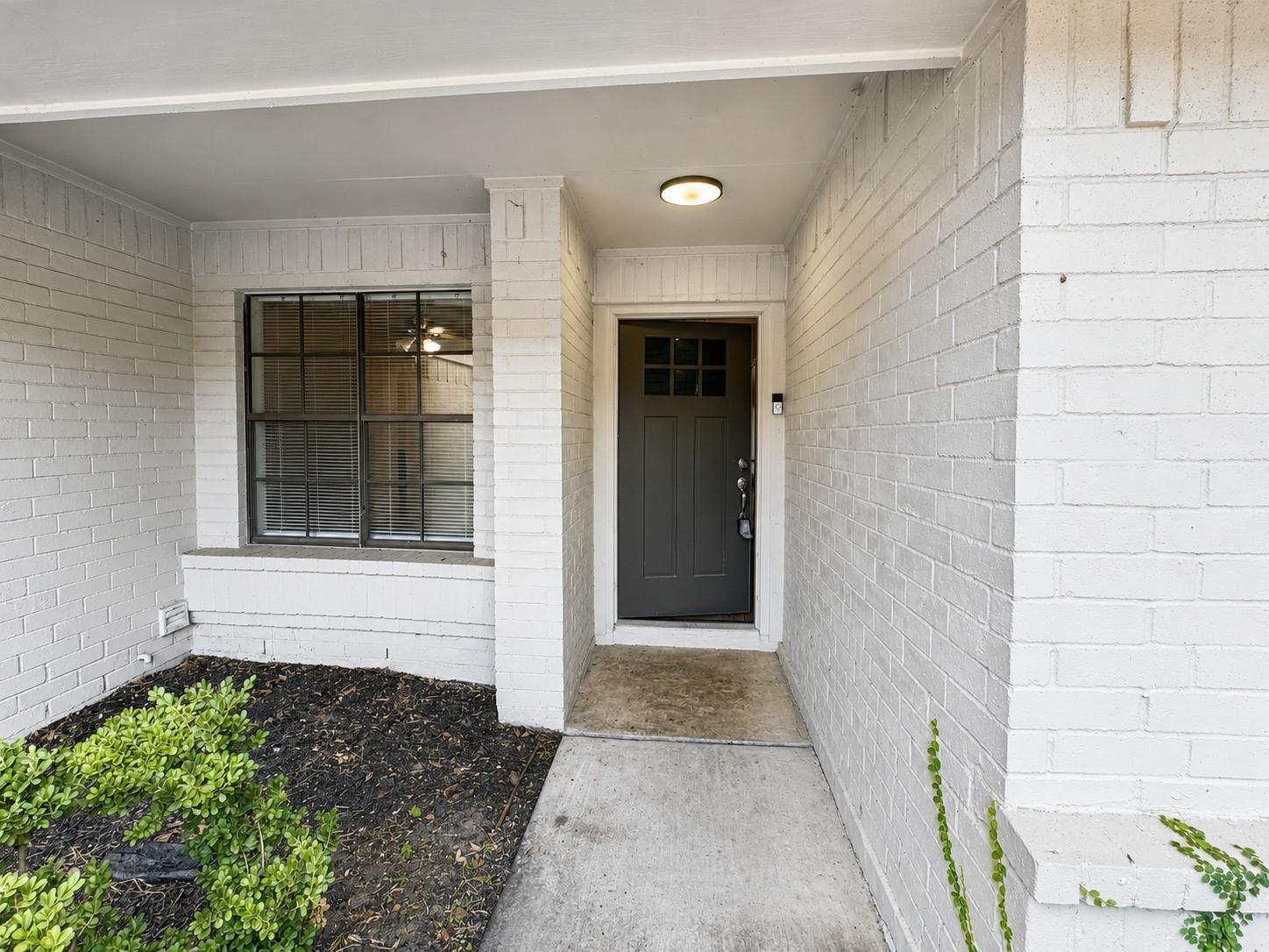 12039 Canterhurst Way