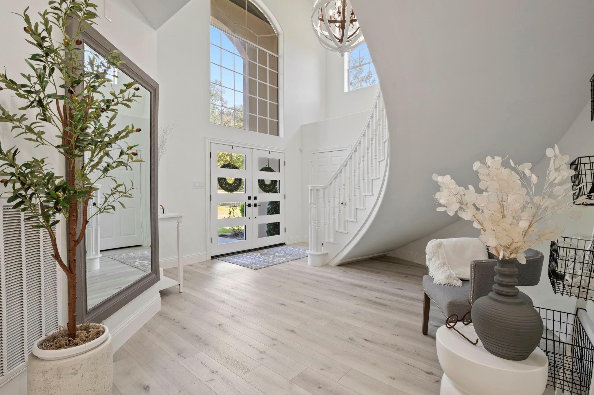 9822 Crestwater Circle