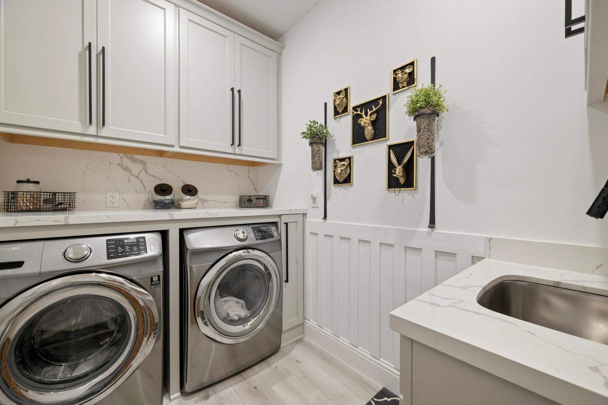 9822 Crestwater Circle