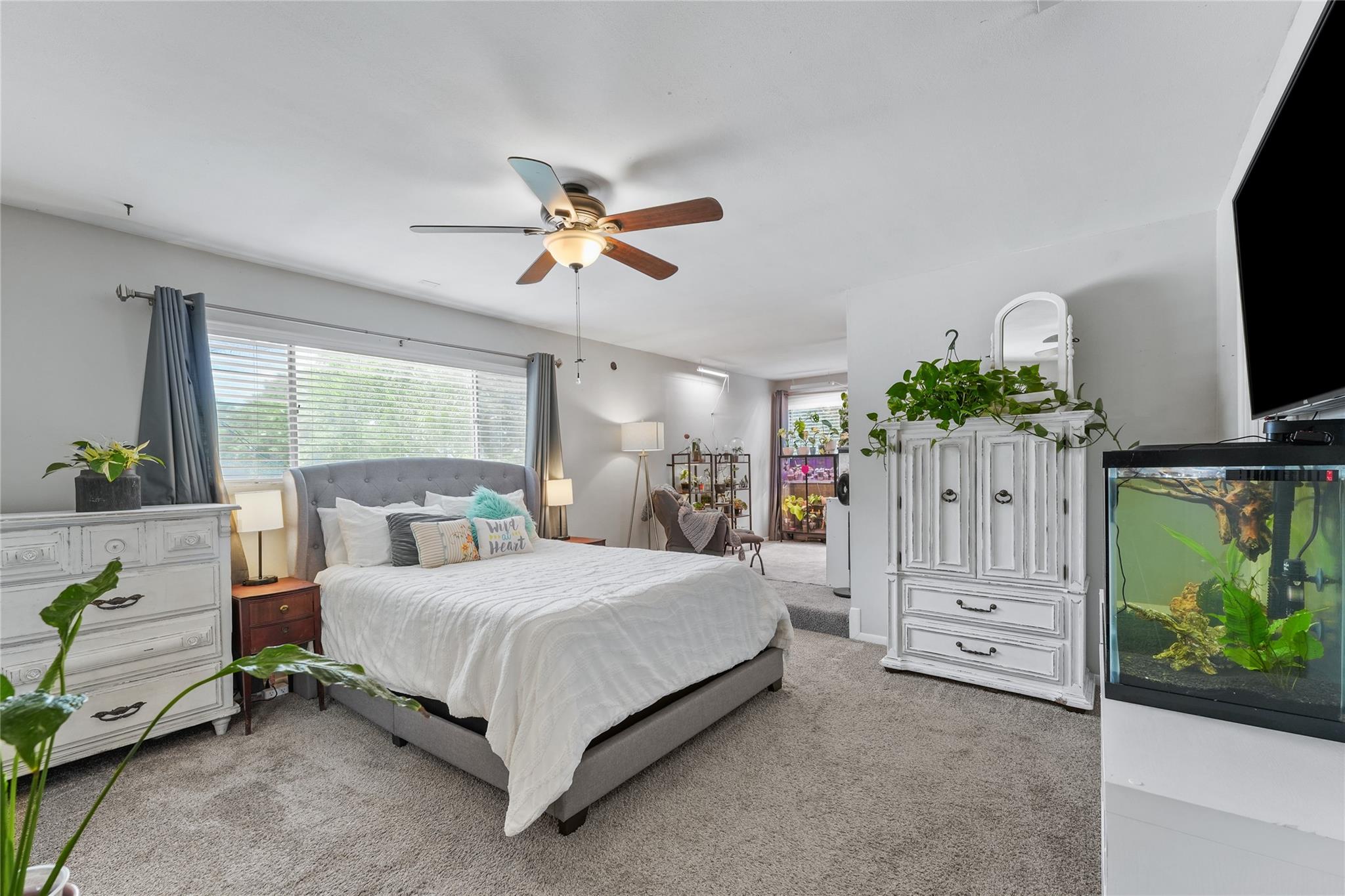 2408 Chelmsford Court