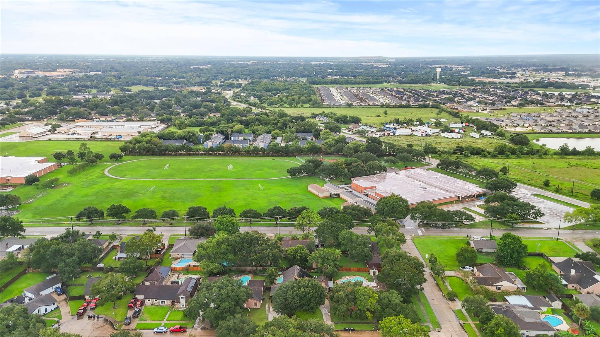 2408 Chelmsford Court