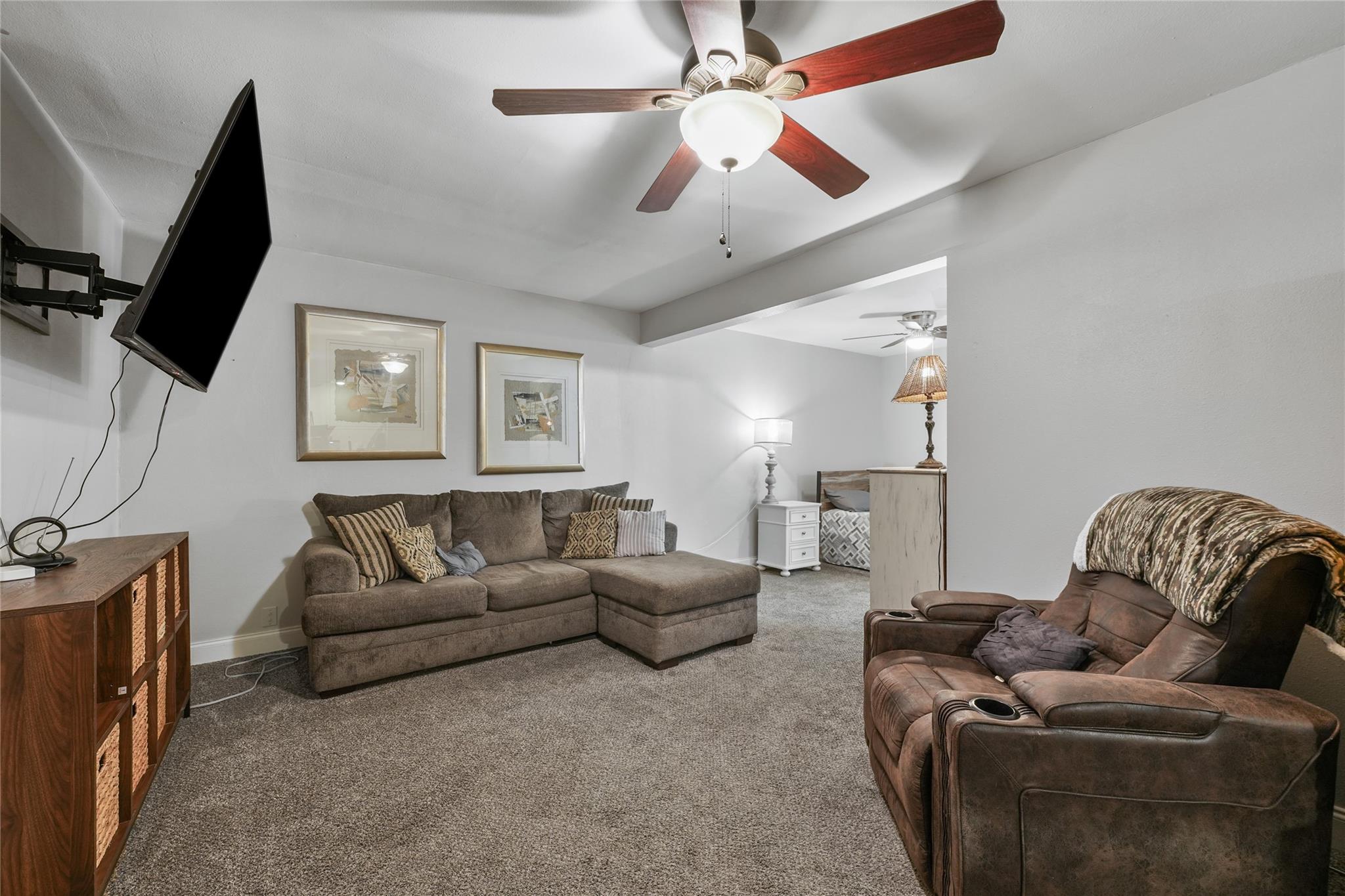 2408 Chelmsford Court