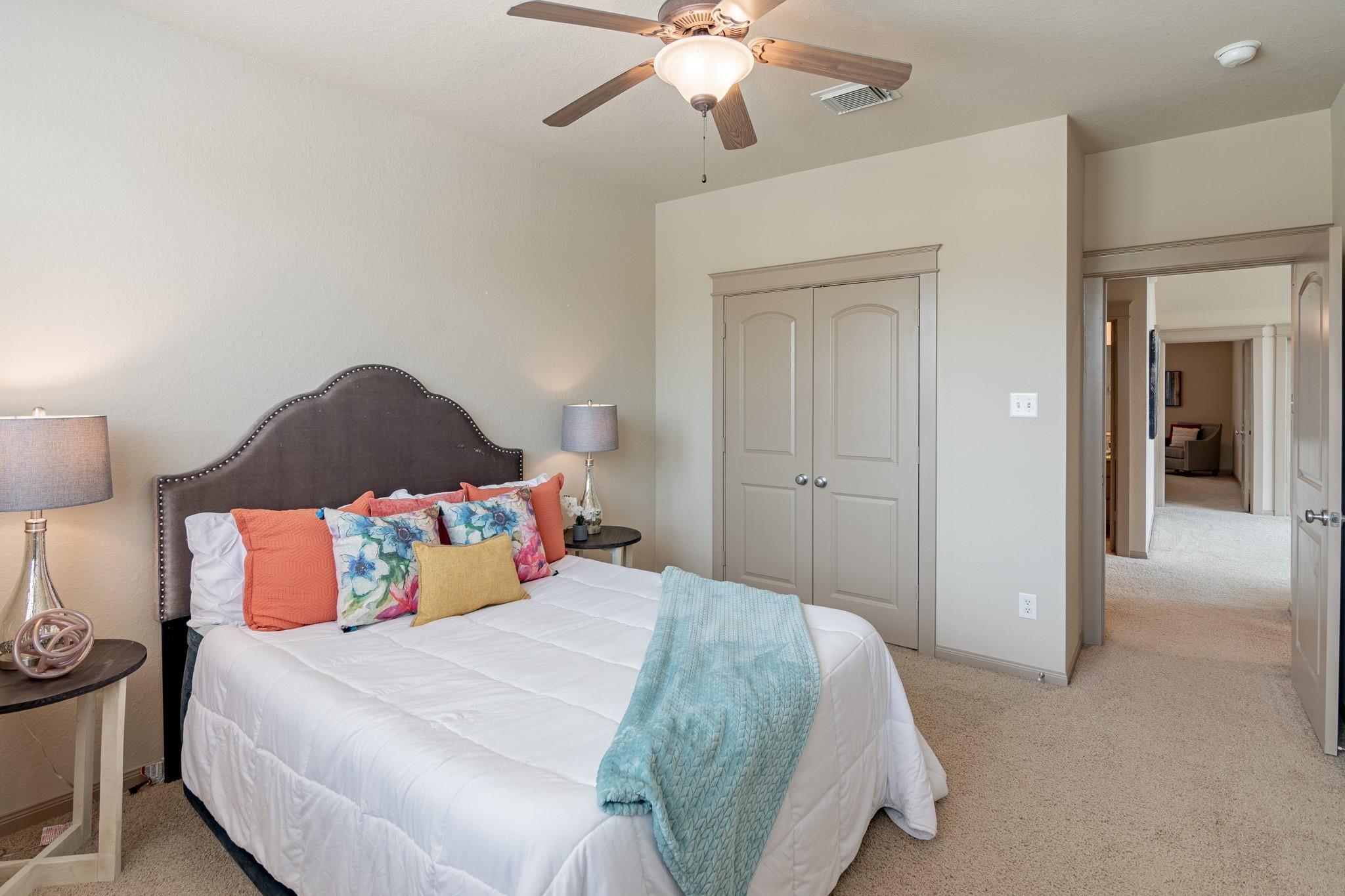 27 S Mews Wood Court