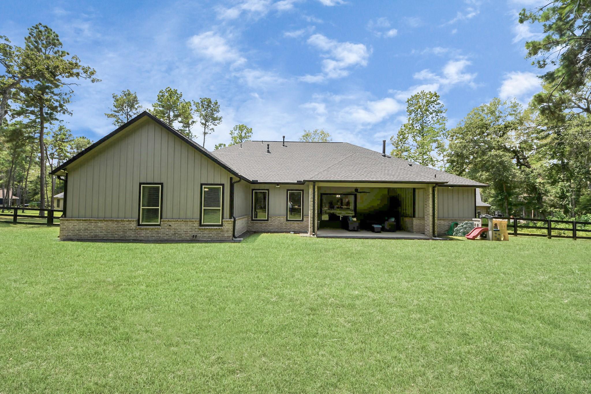 19801 Whispering Creek Trl