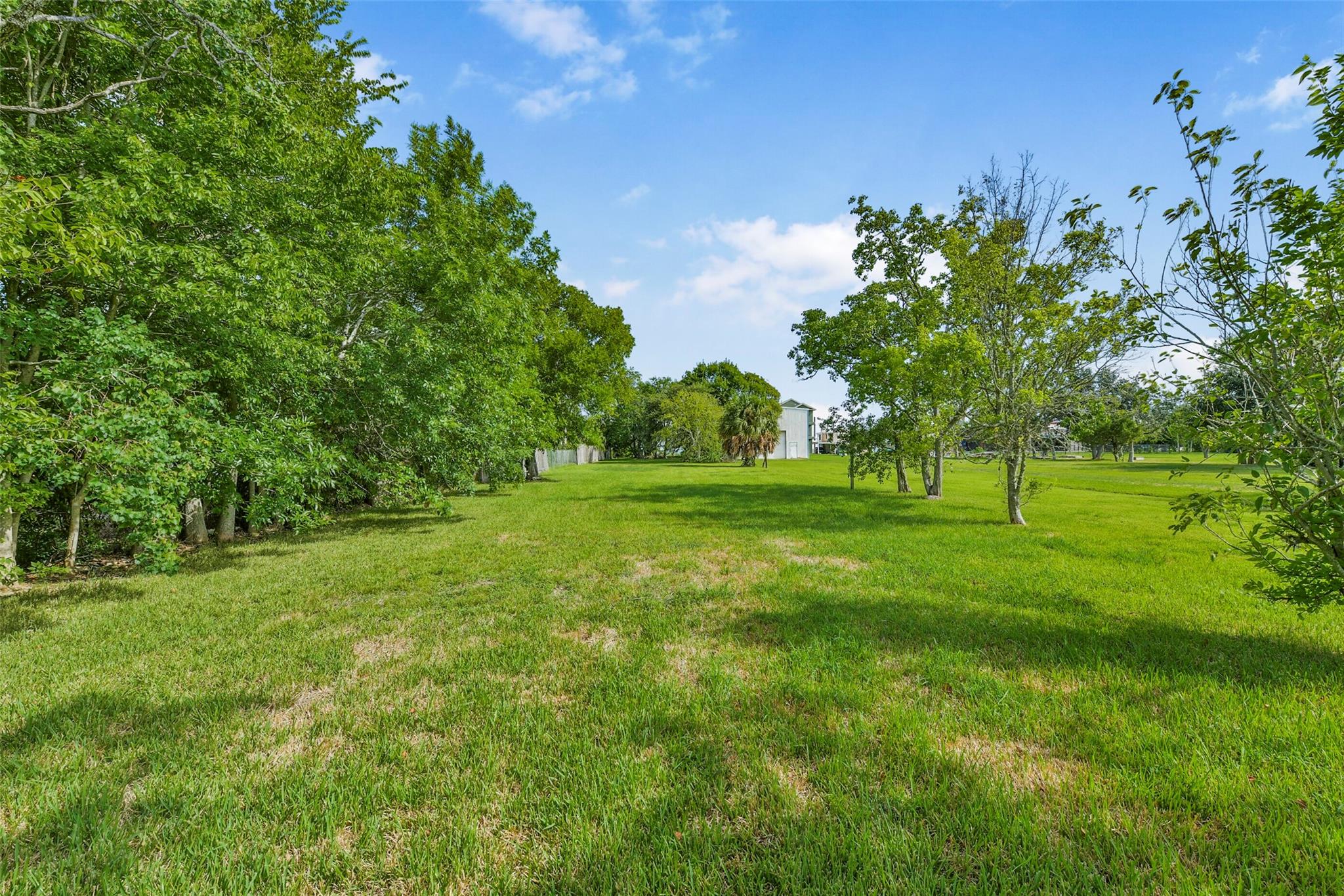 2480 E East Bayshore Drive