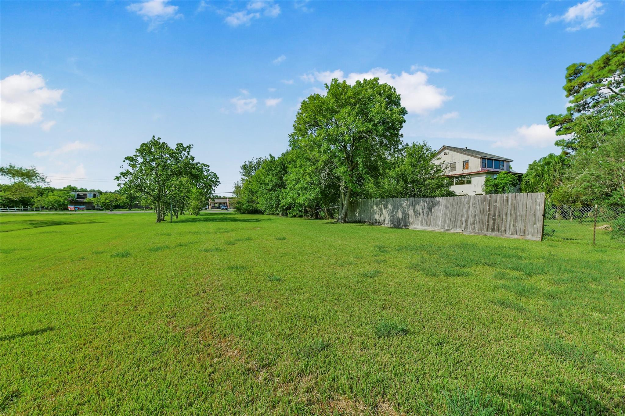 2480 E East Bayshore Drive