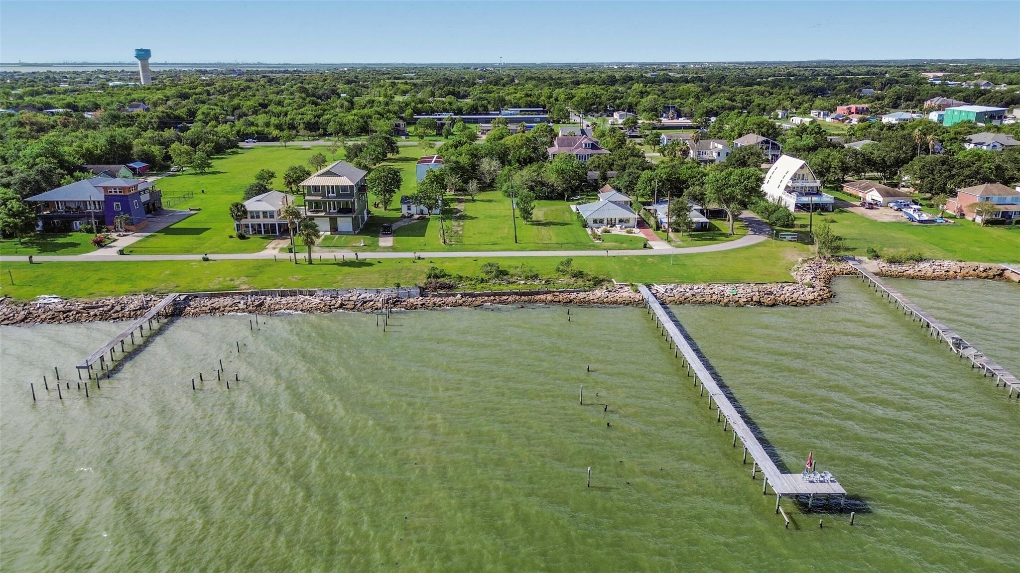 2480 E East Bayshore Drive