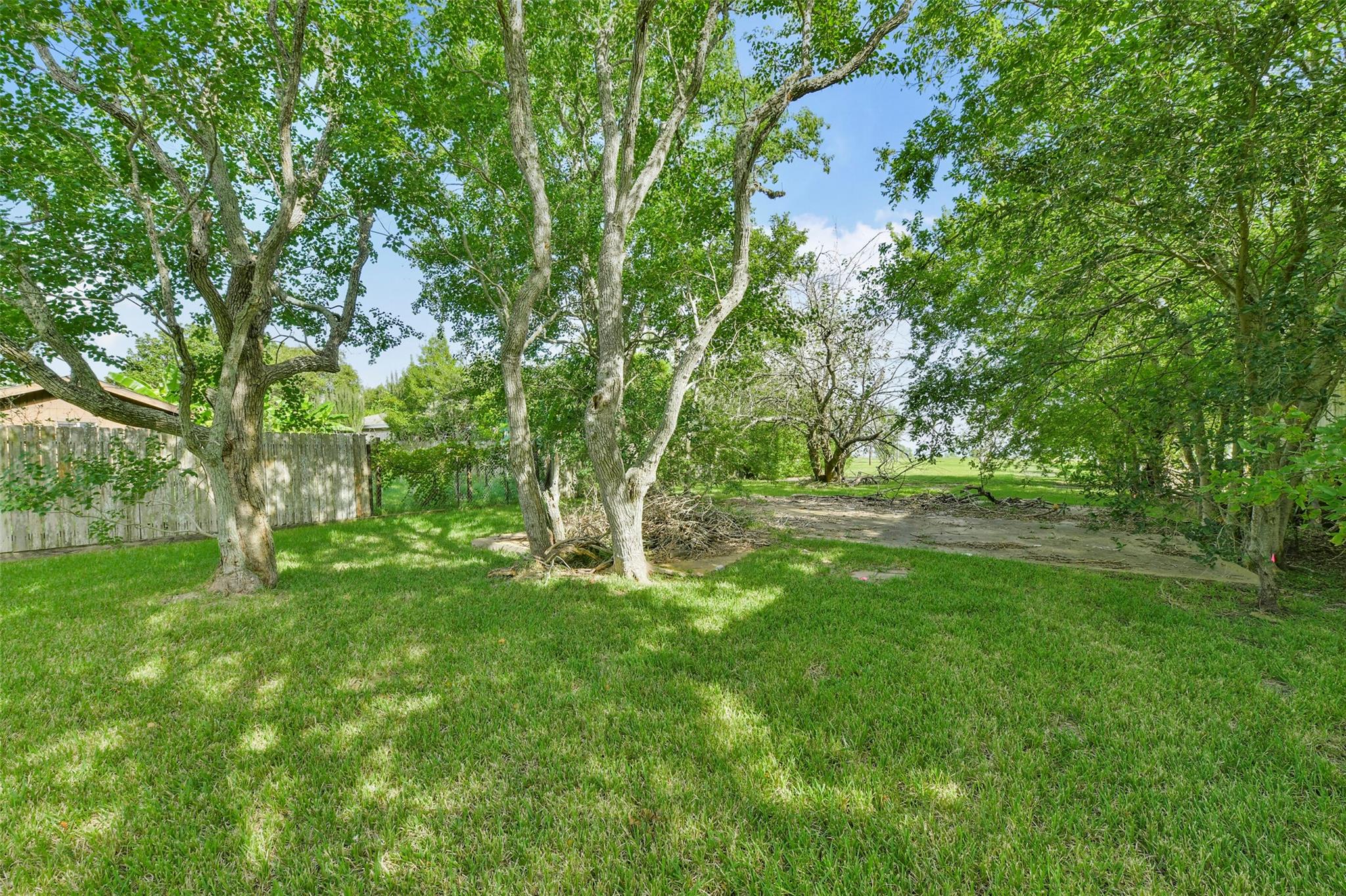 2480 E East Bayshore Drive