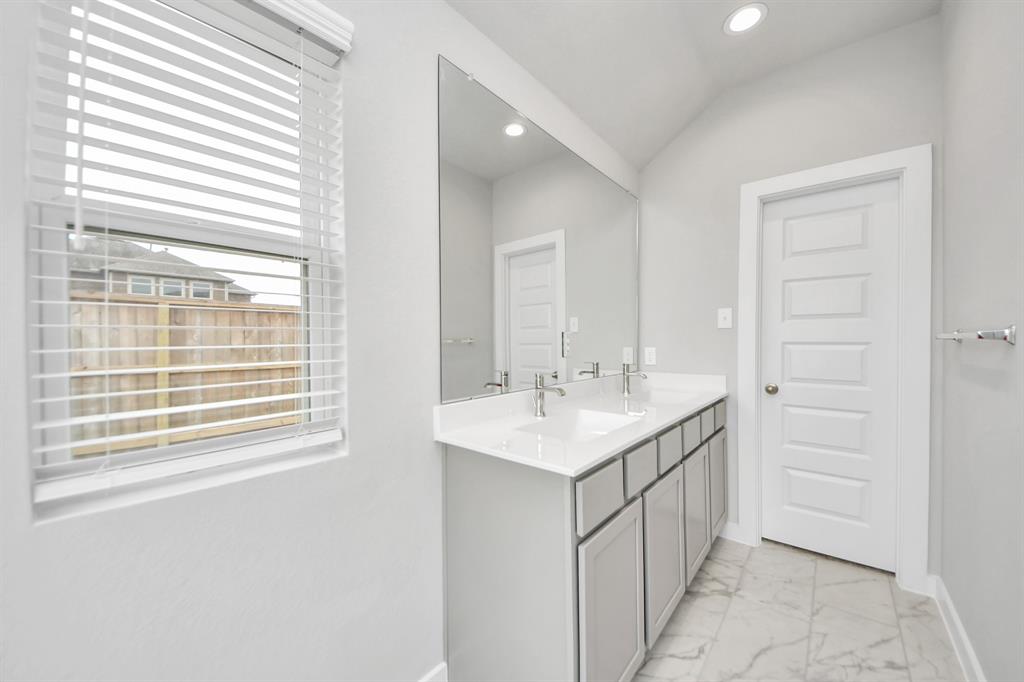 14814 Rural Ridge Way