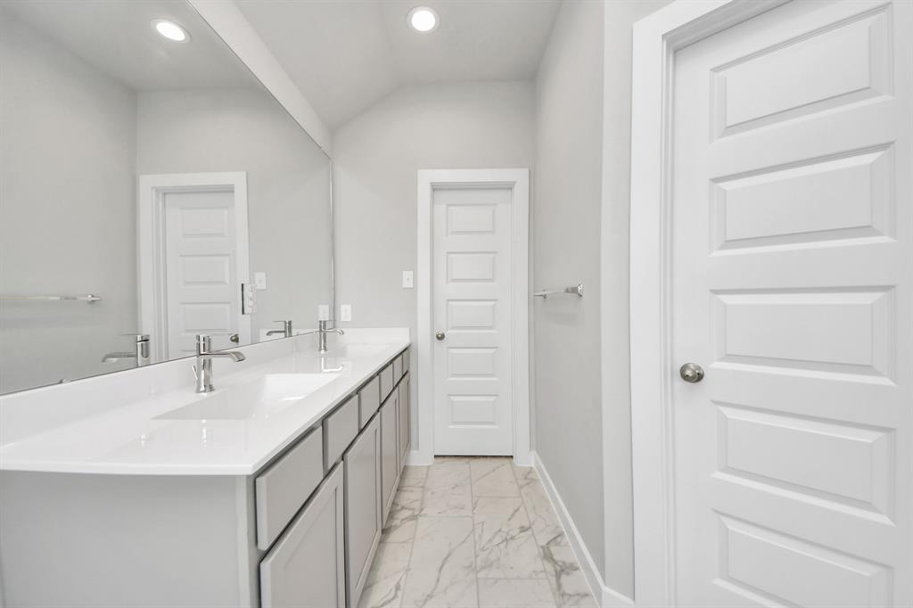 14814 Rural Ridge Way