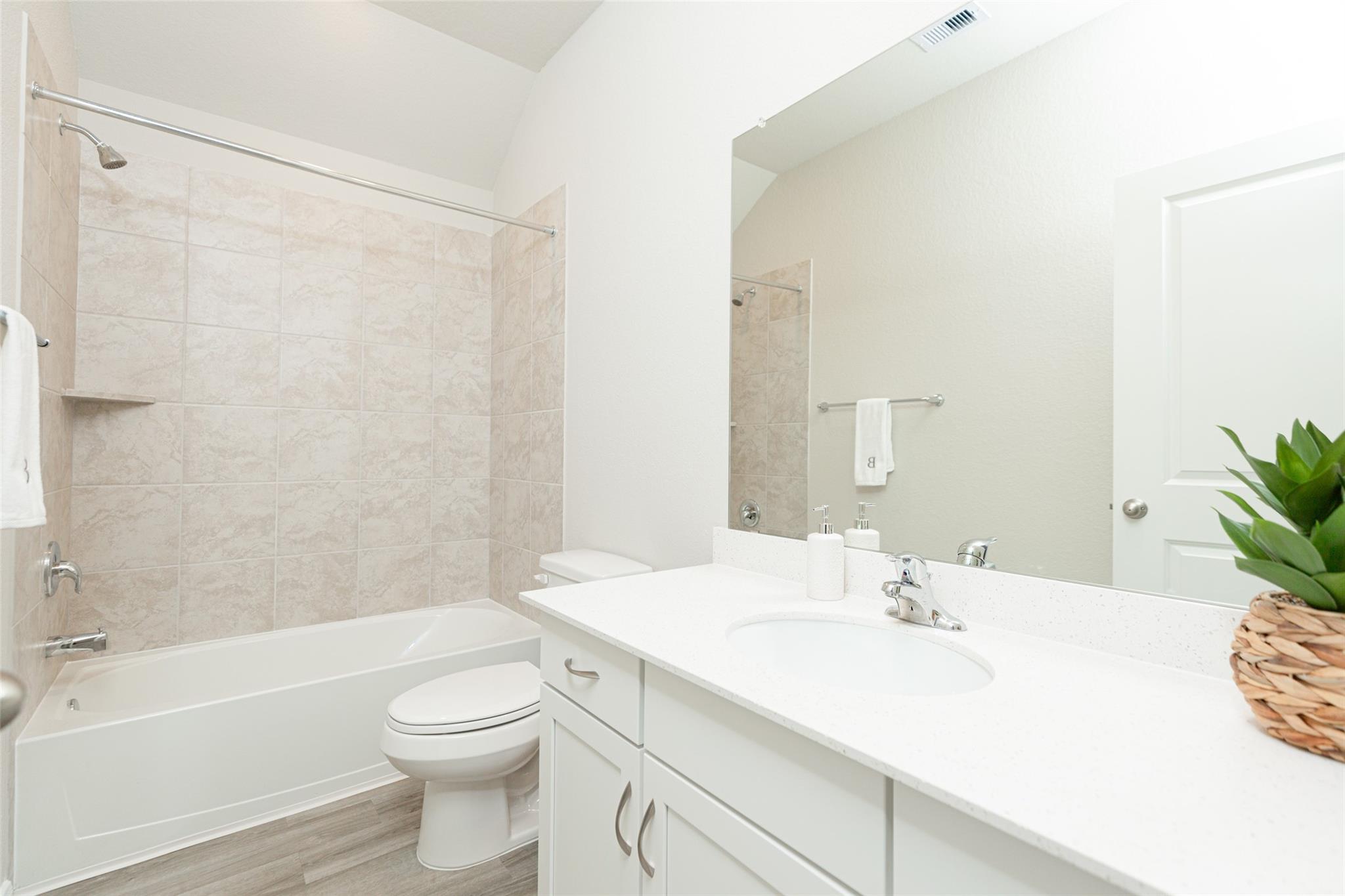 19555 Montgomery Ridge Way