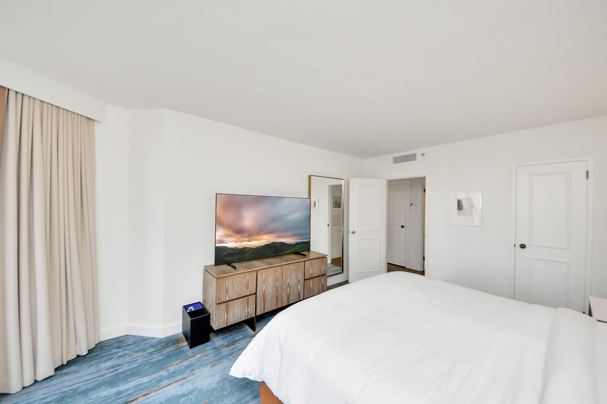 1300 Lamar Street # T3