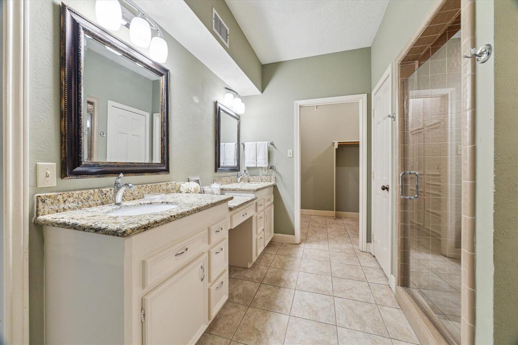 6019 Oak Creek Lane