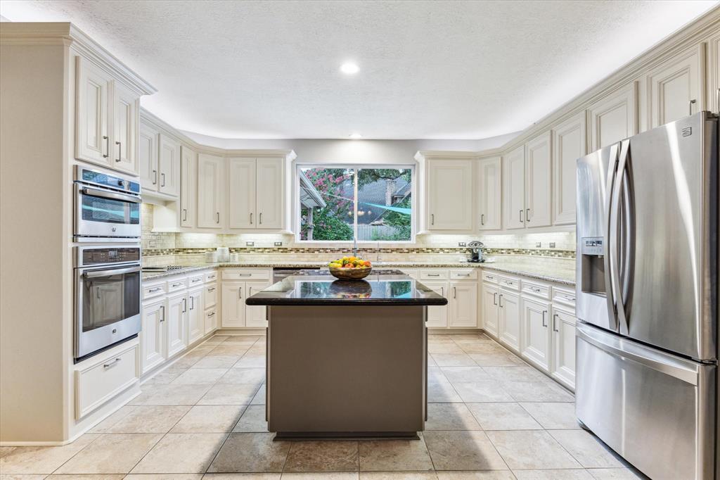 6019 Oak Creek Lane