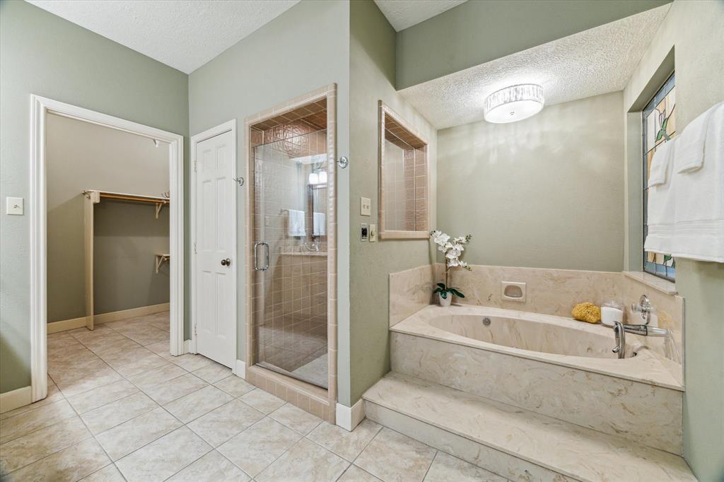 6019 Oak Creek Lane