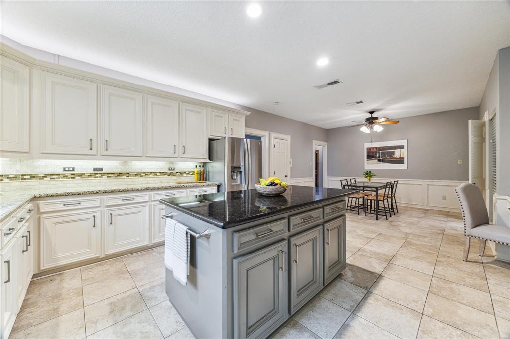 6019 Oak Creek Lane