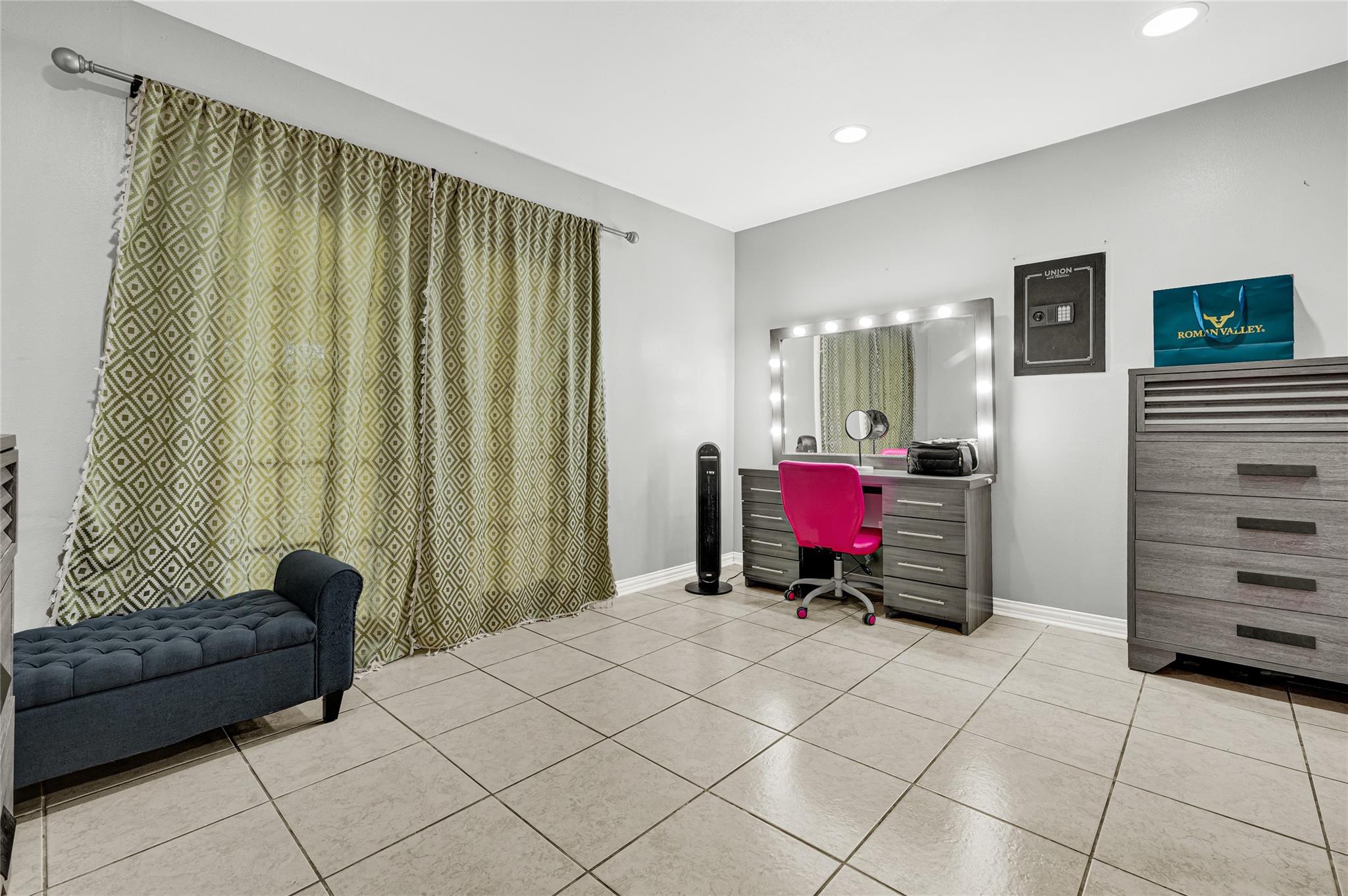 10010 Valley Park Drive