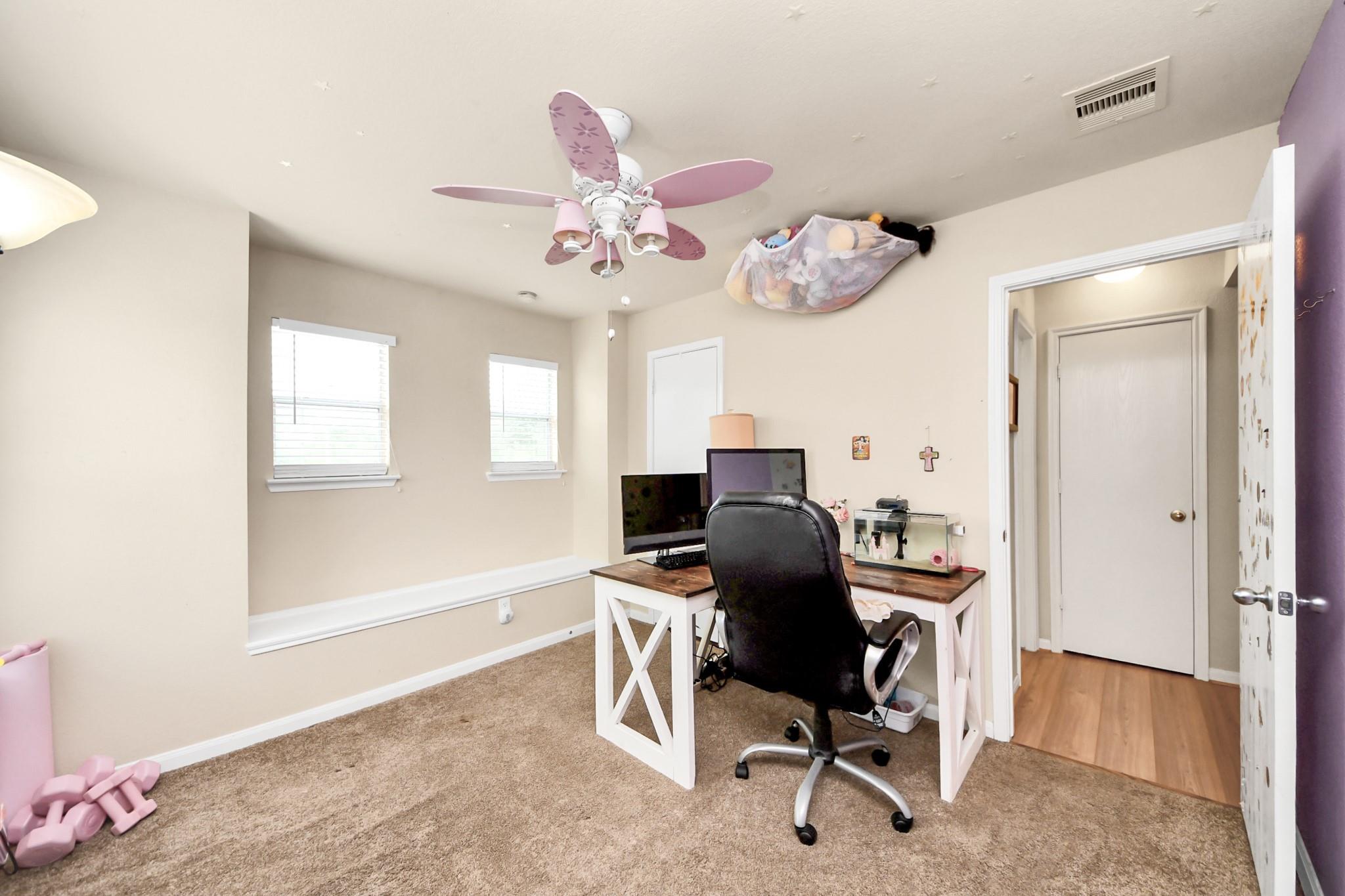3007 Swift Brook Glen